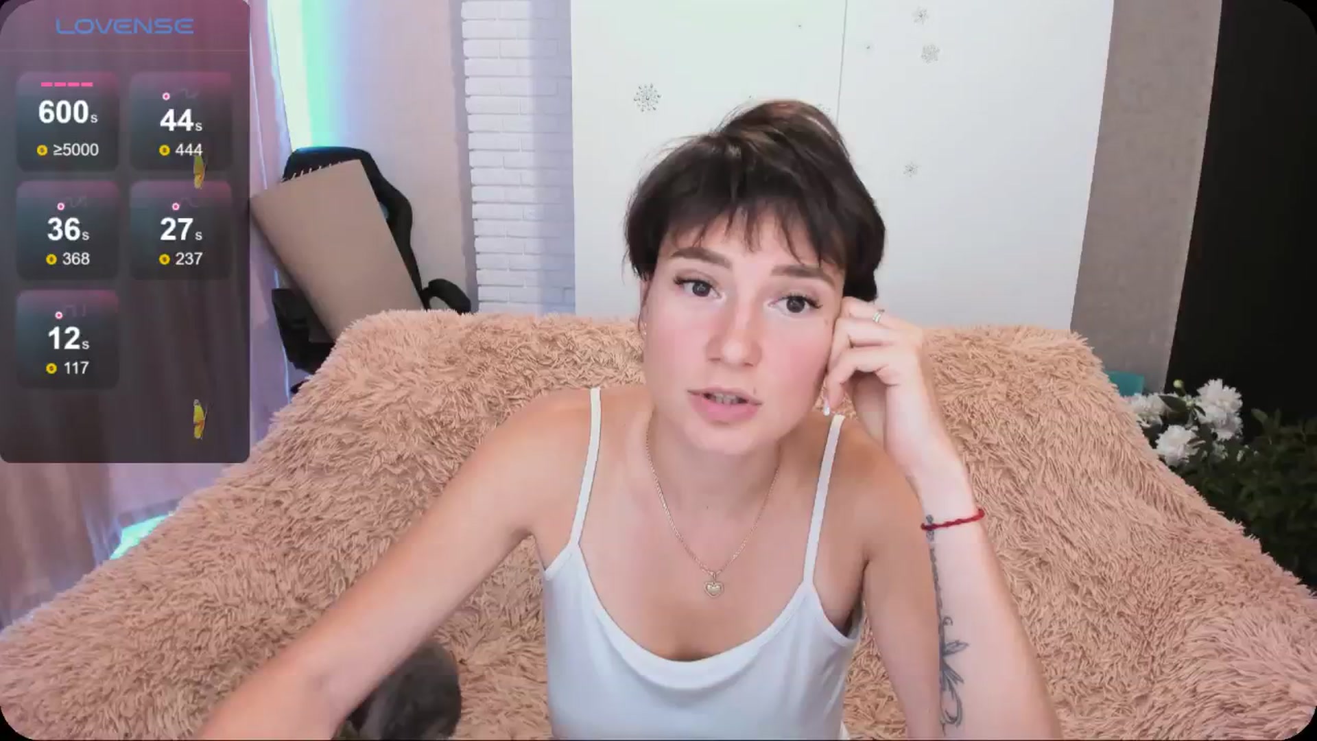 Gallery image thumbnail from HollyMollyy's myfreecams stream on, 06/09/2024, 16:55 image 11 of 20