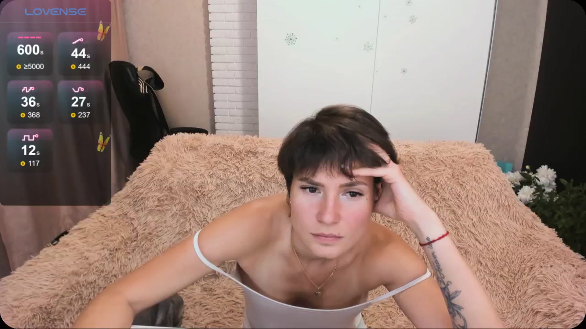 Gallery image thumbnail from HollyMollyy's myfreecams stream on, 06/09/2024, 18:42 image 19 of 20