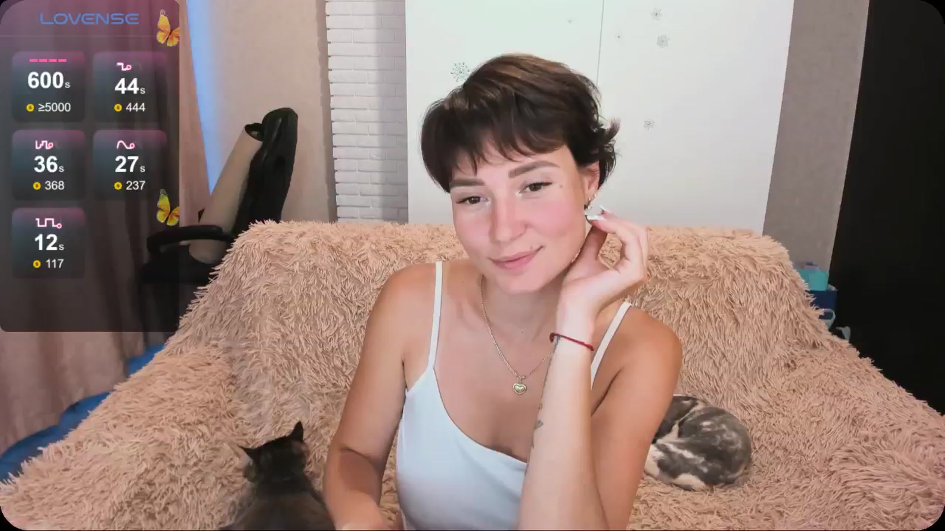 Gallery image thumbnail from HollyMollyy's myfreecams stream on, 06/17/2024, 17:55 image 13 of 20