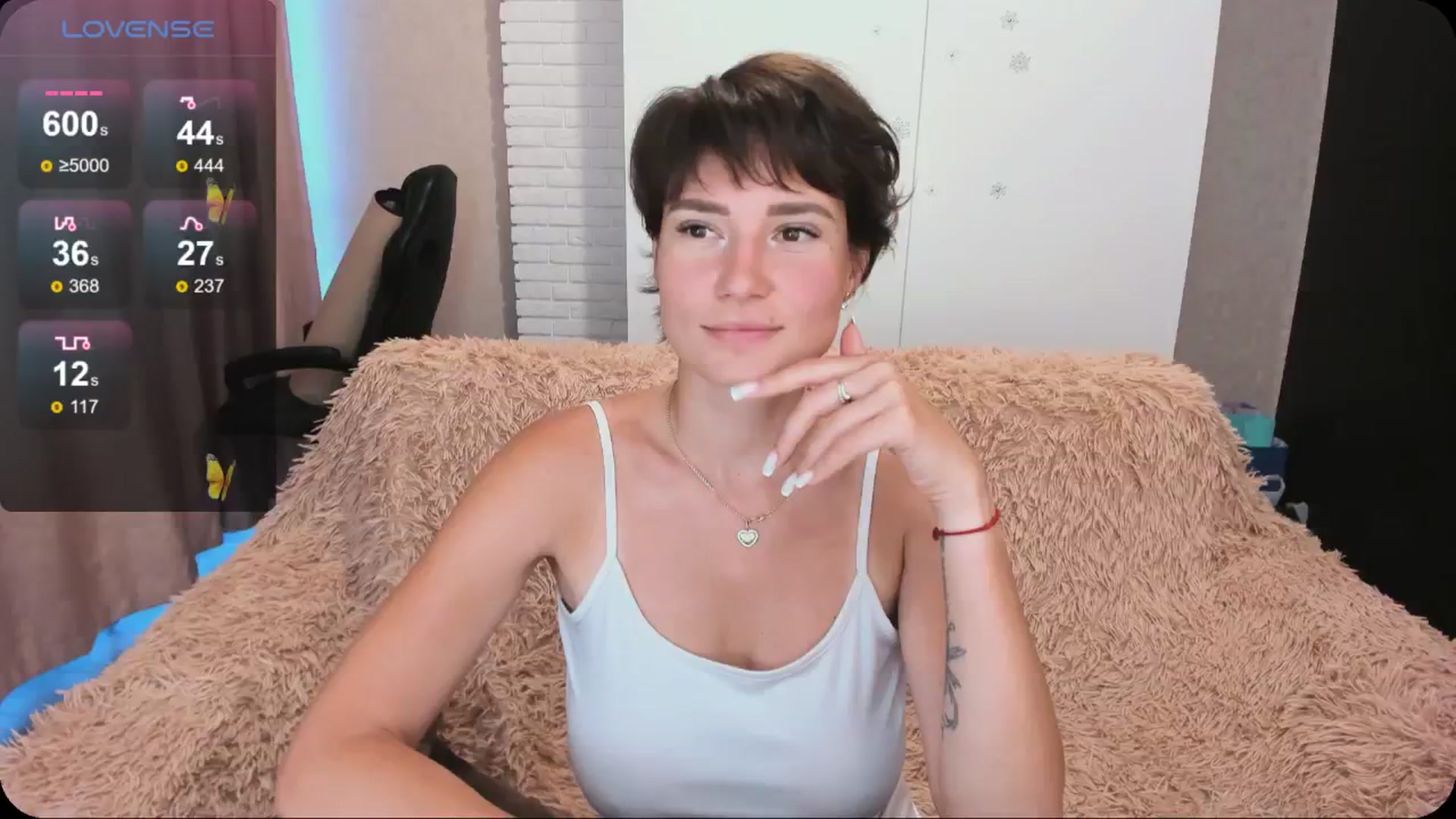 Gallery image thumbnail from HollyMollyy's myfreecams stream on, 06/17/2024, 17:55 image 8 of 20