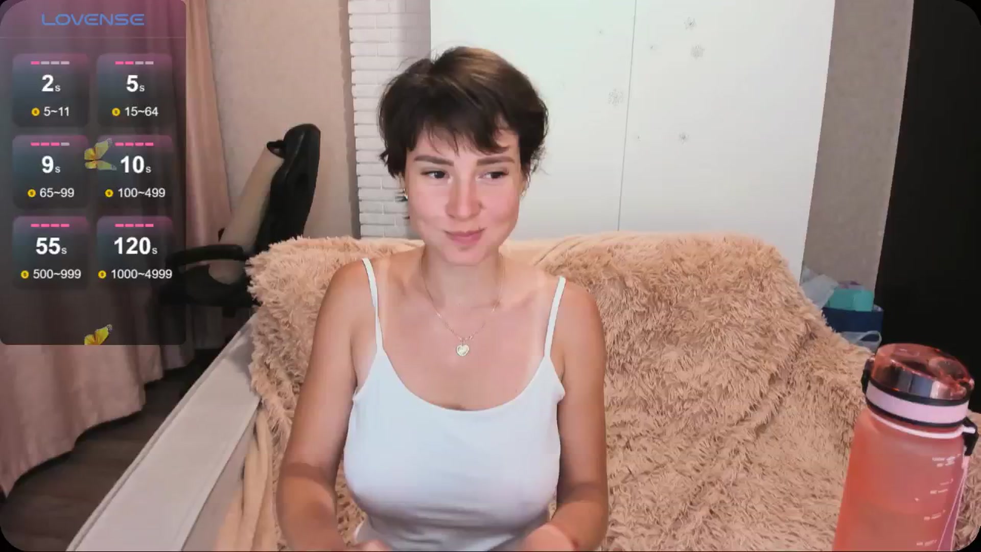 Gallery image thumbnail from HollyMollyy's myfreecams stream on, 06/17/2024, 21:43 image 3 of 20