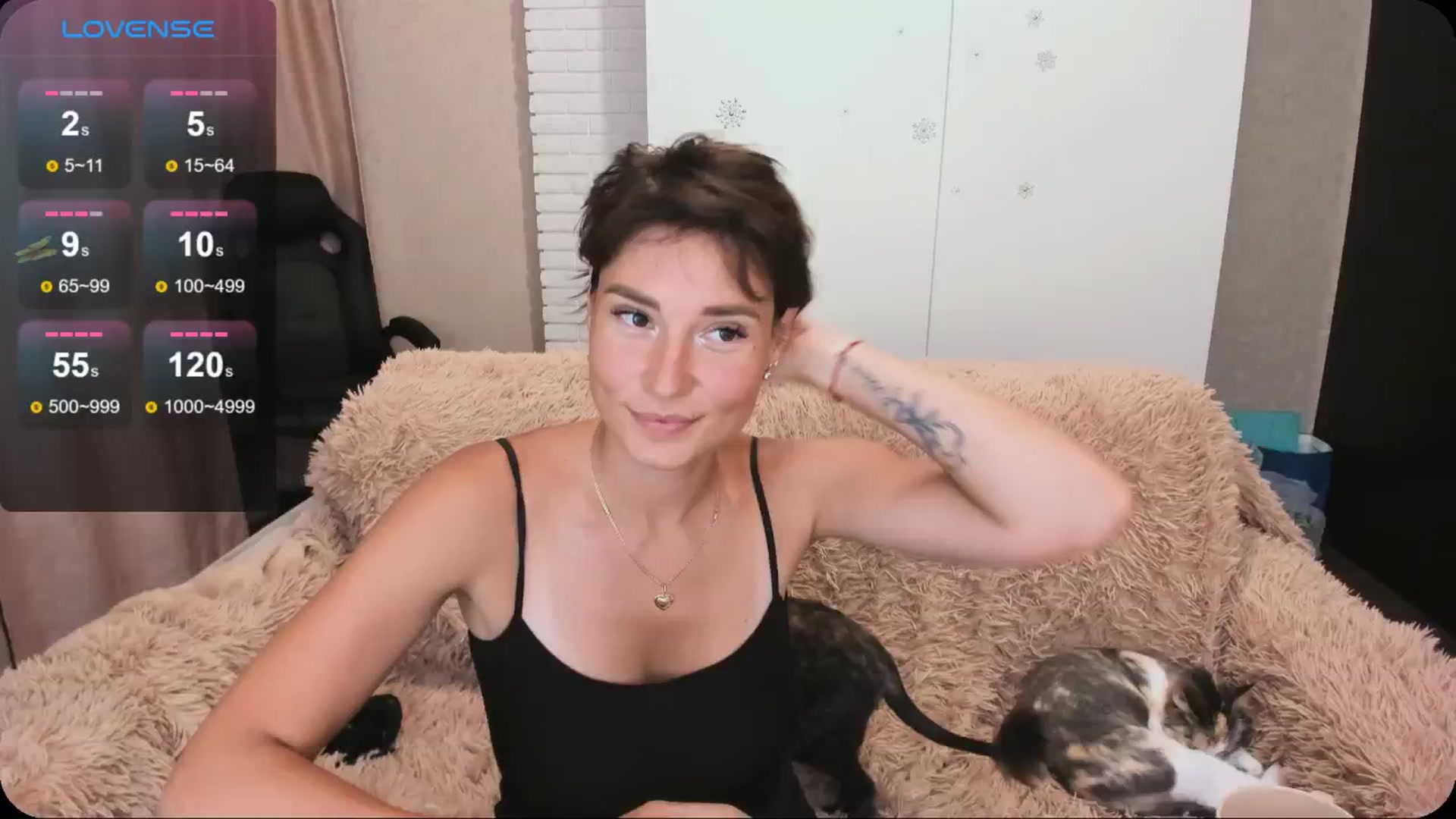 Gallery image thumbnail from HollyMollyy's myfreecams stream on, 07/02/2024, 19:26 image 17 of 20