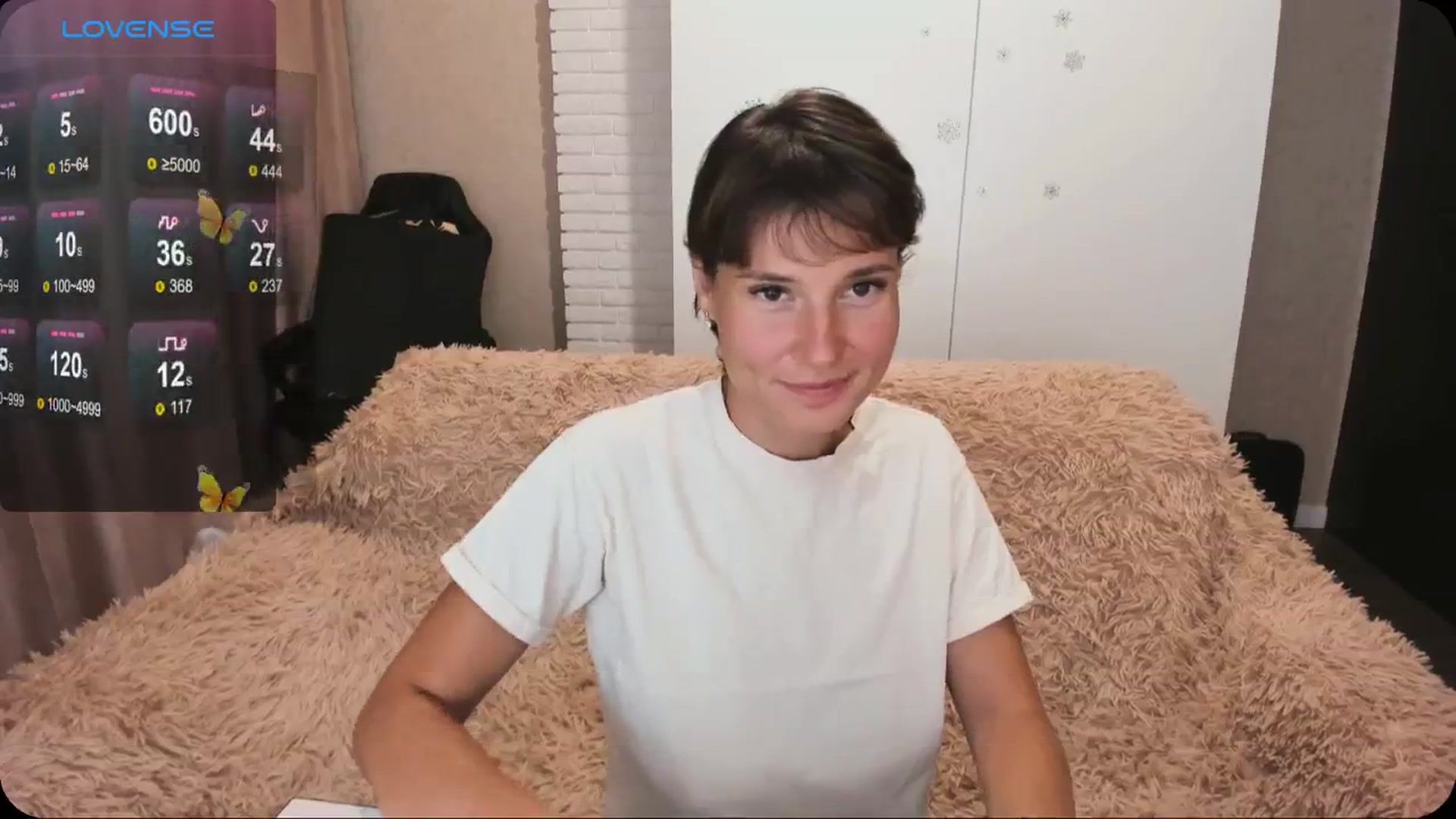 Gallery image thumbnail from HollyMollyy's myfreecams stream on, 07/19/2024, 19:23 image 12 of 20