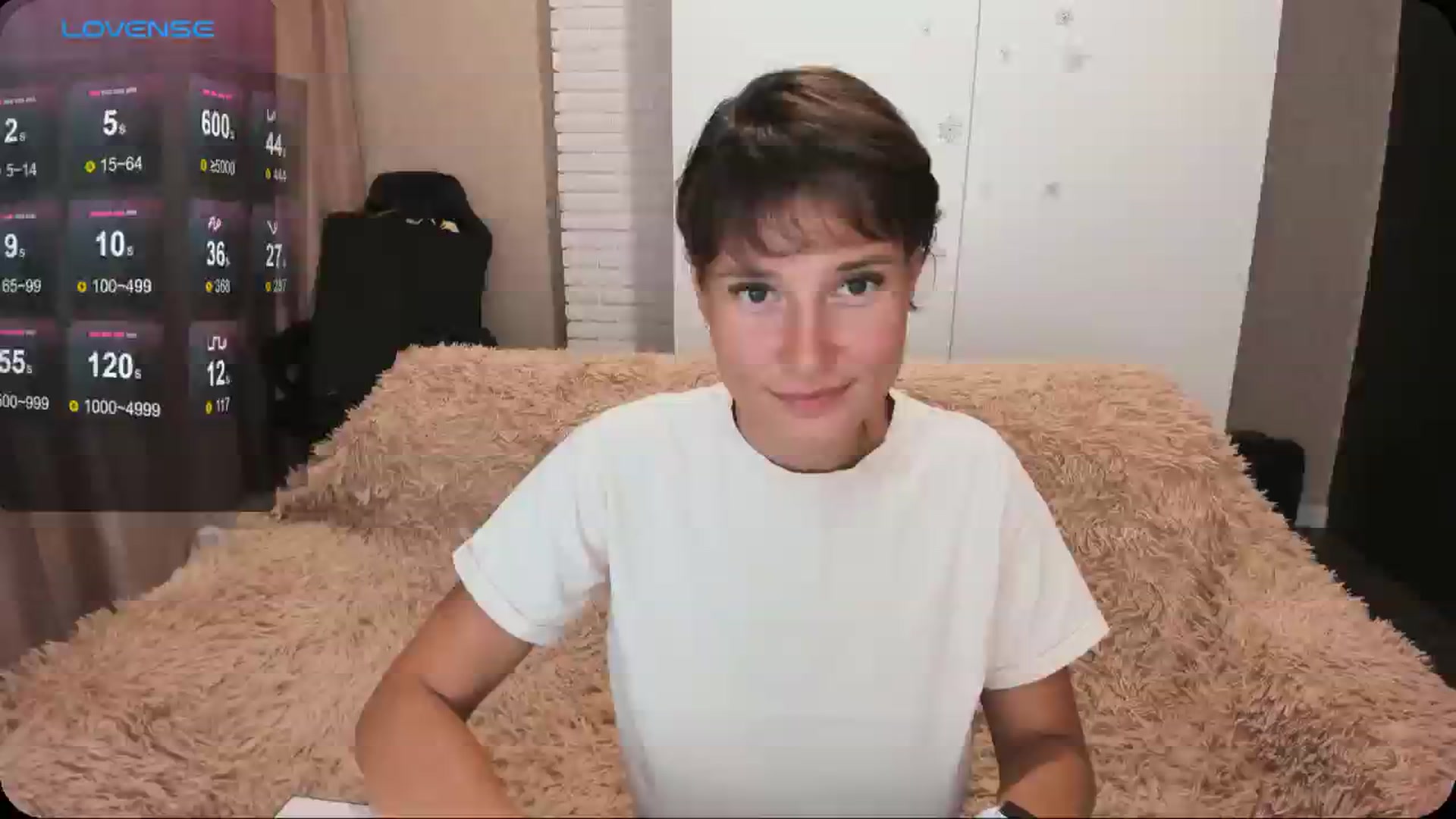 Gallery image thumbnail from HollyMollyy's myfreecams stream on, 07/19/2024, 20:08 image 4 of 20