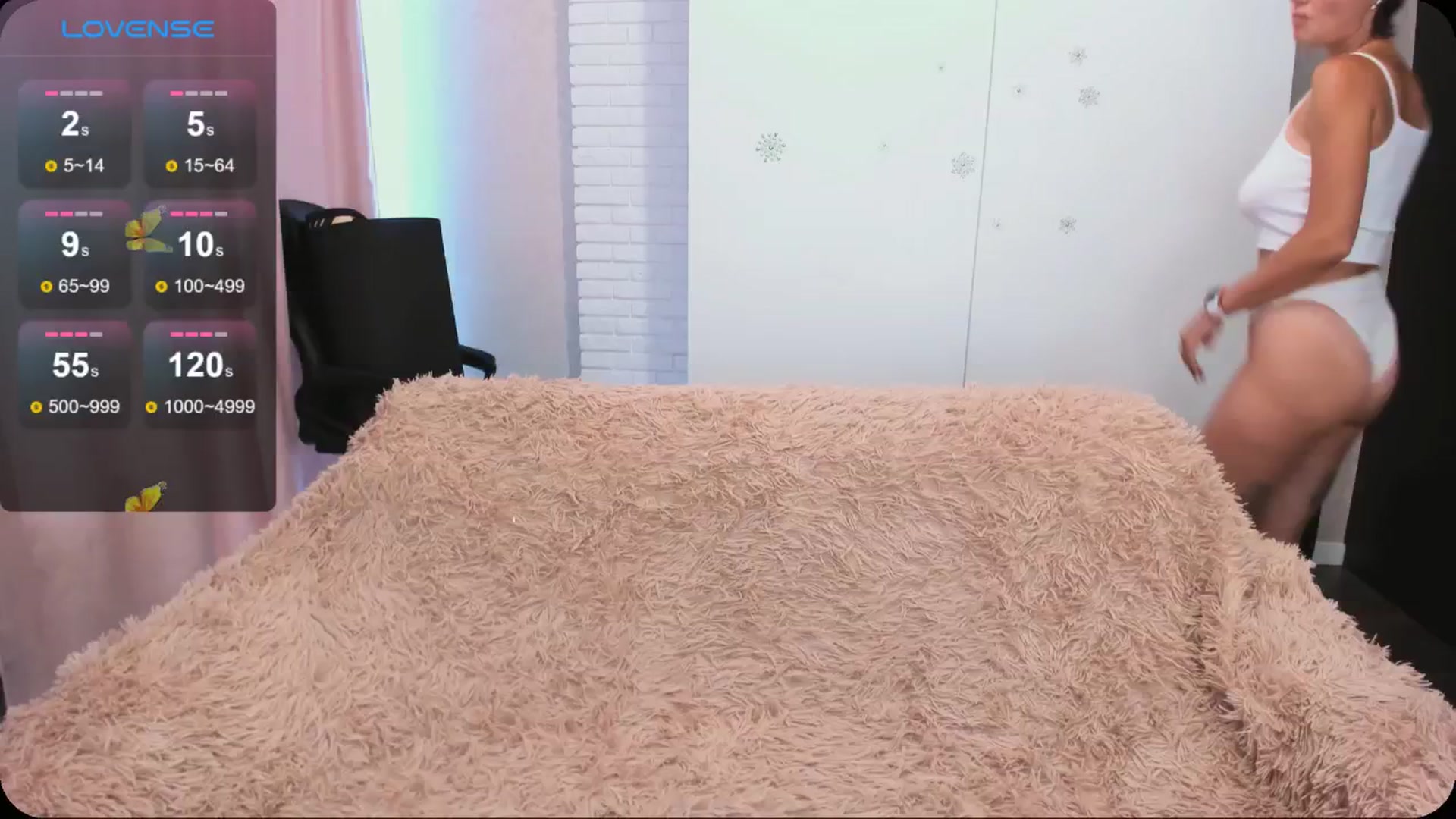 Gallery image thumbnail from HollyMollyy's myfreecams stream on, 07/22/2024, 16:54 image 4 of 20