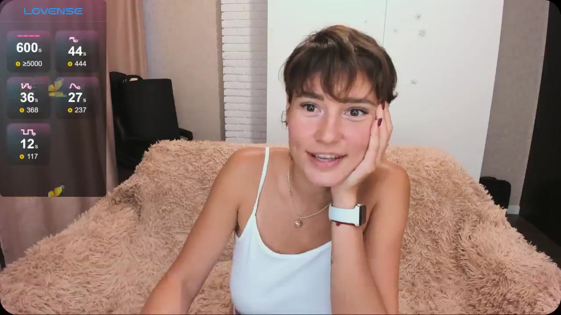 Gallery image thumbnail from HollyMollyy's myfreecams stream on, 07/22/2024, 17:37 image 4 of 20