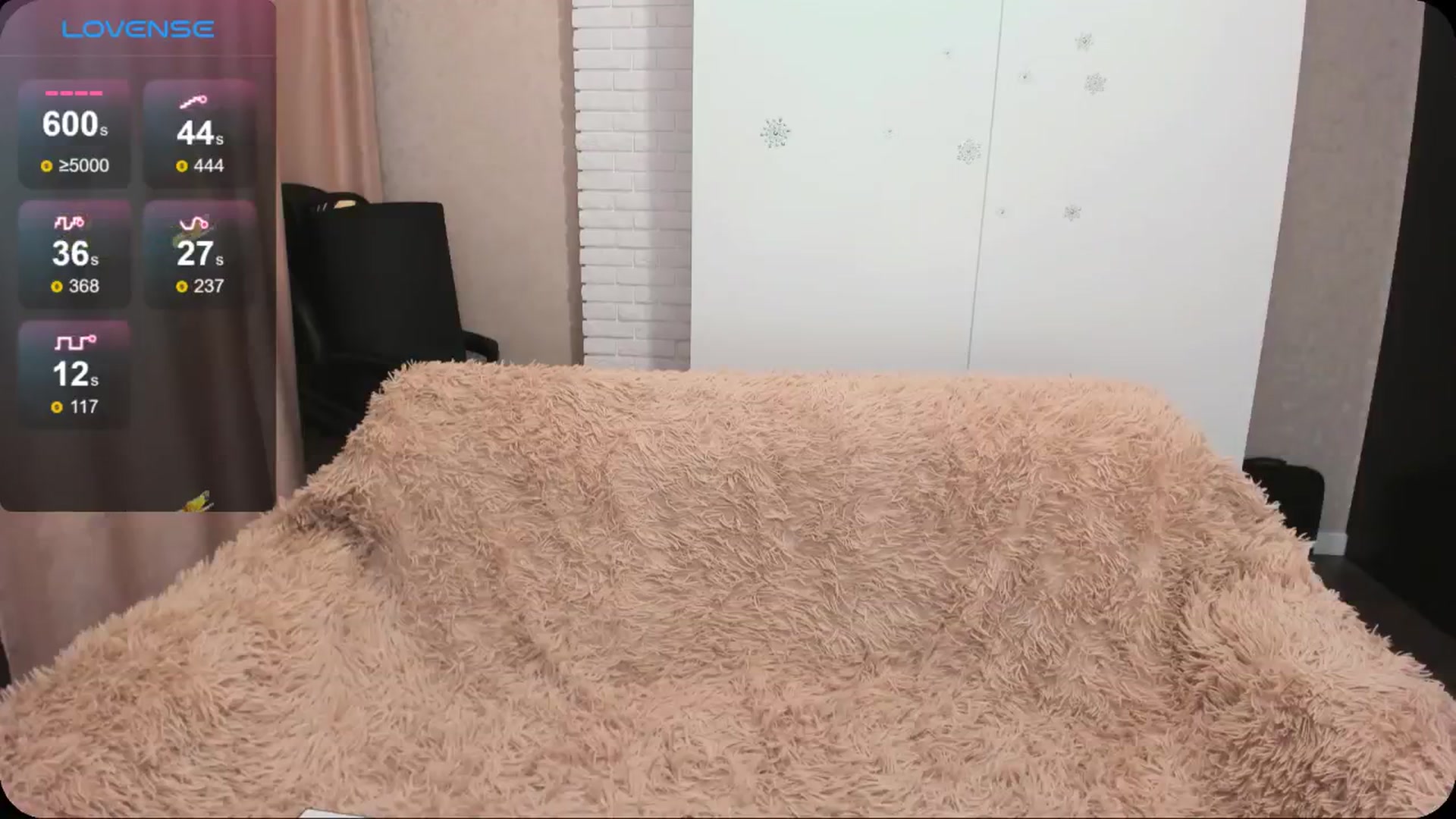 Gallery image thumbnail from HollyMollyy's myfreecams stream on, 07/22/2024, 18:32 image 8 of 20