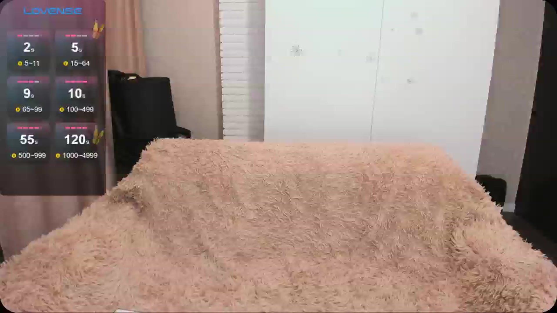 Gallery image thumbnail from HollyMollyy's myfreecams stream on, 07/22/2024, 18:32 image 13 of 20
