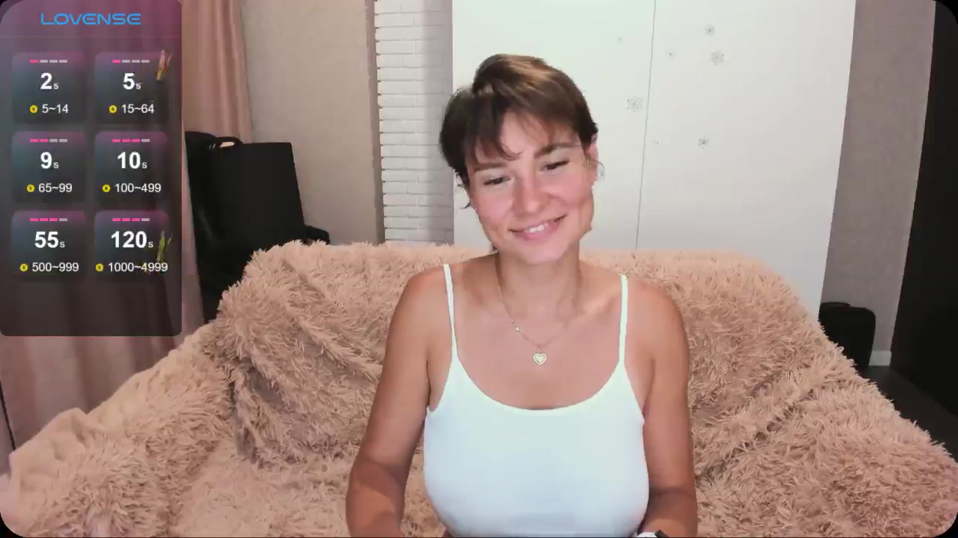 Gallery image thumbnail from HollyMollyy's myfreecams stream on, 07/22/2024, 20:28 image 8 of 20