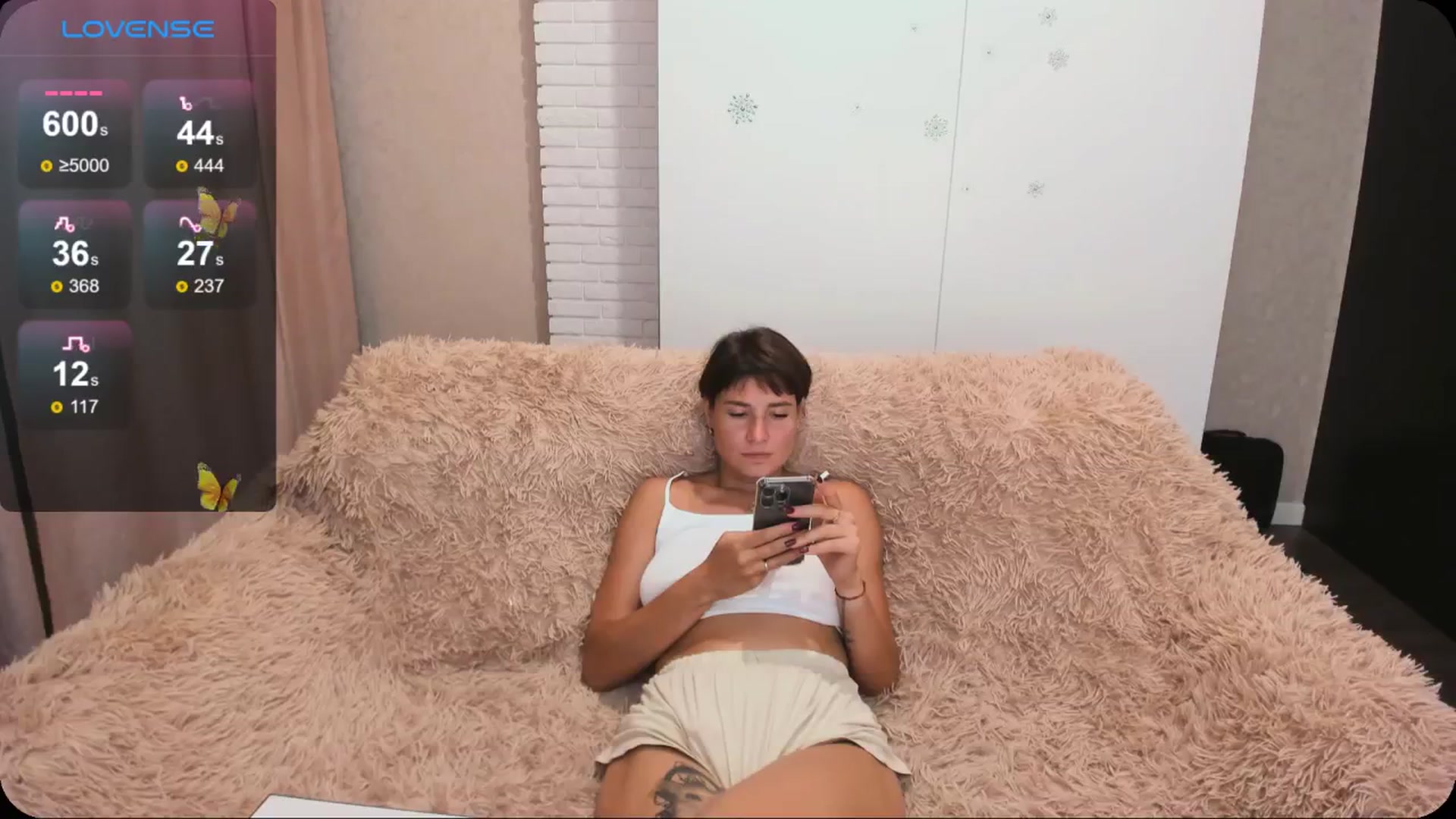 Gallery image thumbnail from HollyMollyy's myfreecams stream on, 07/23/2024, 17:38 image 20 of 20