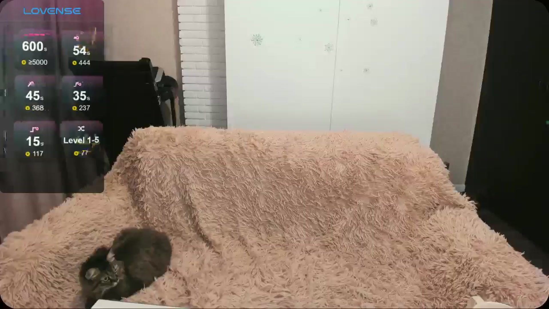 Gallery image thumbnail from HollyMollyy's myfreecams stream on, 08/25/2024, 18:27 image 7 of 20