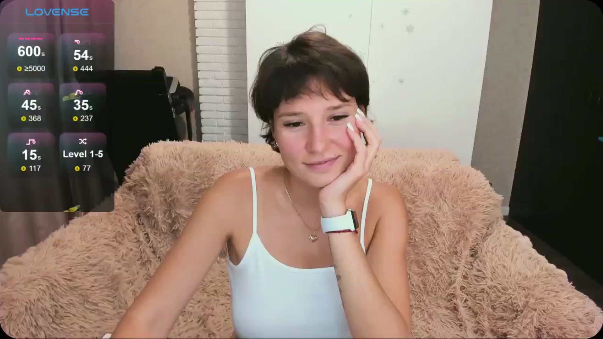 Gallery image thumbnail from HollyMollyy's myfreecams stream on, 08/25/2024, 19:50 image 3 of 20