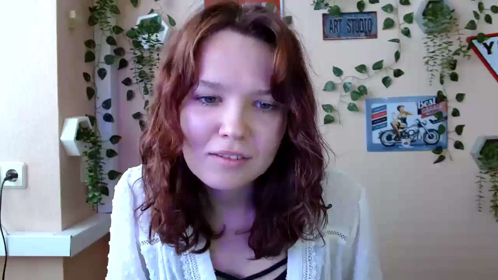 Gallery image thumbnail from Holly_Red_Cat's myfreecams stream on, 07/01/2025, 15:10 image 8 of 20