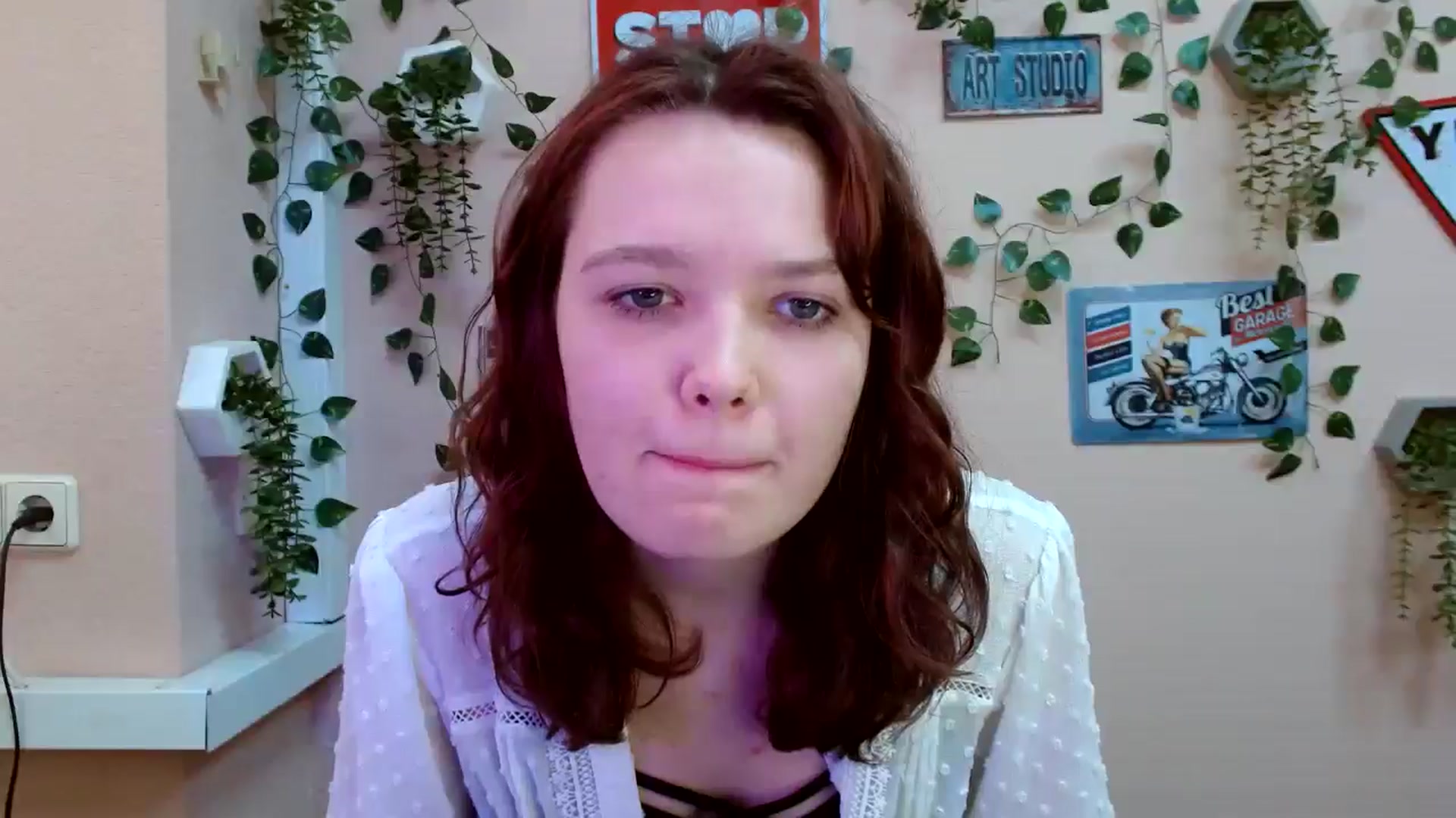 Gallery image thumbnail from Holly_Red_Cat's myfreecams stream on, 07/01/2025, 18:41 image 11 of 20