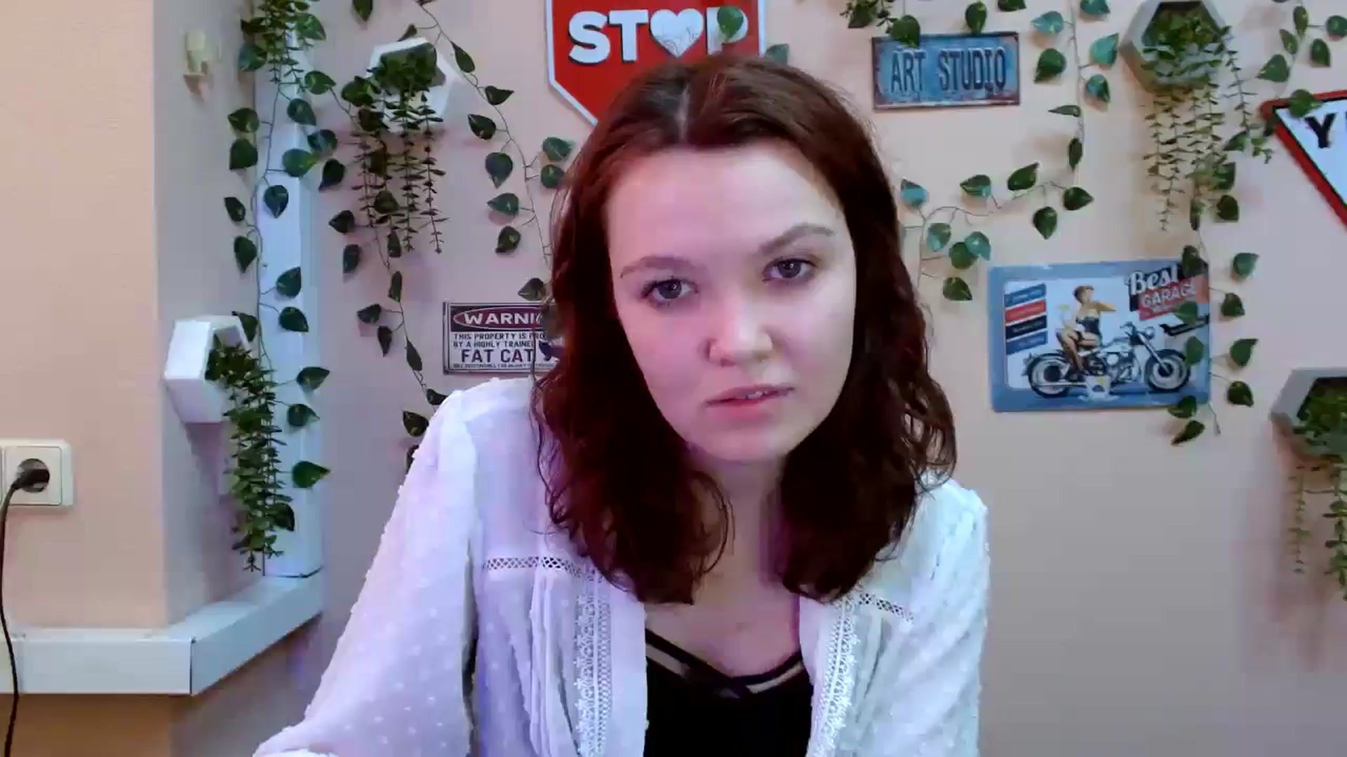 Gallery image thumbnail from Holly_Red_Cat's myfreecams stream on, 07/01/2025, 18:41 image 12 of 20