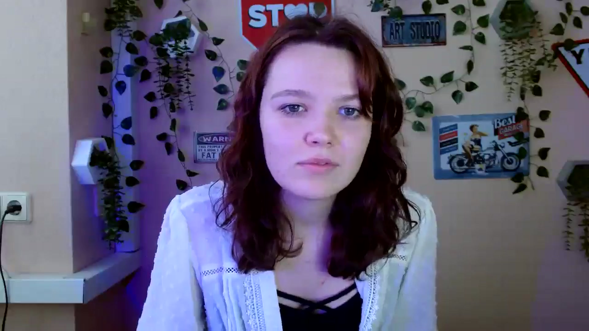 Gallery image thumbnail from Holly_Red_Cat's myfreecams stream on, 07/01/2025, 18:41 image 8 of 20