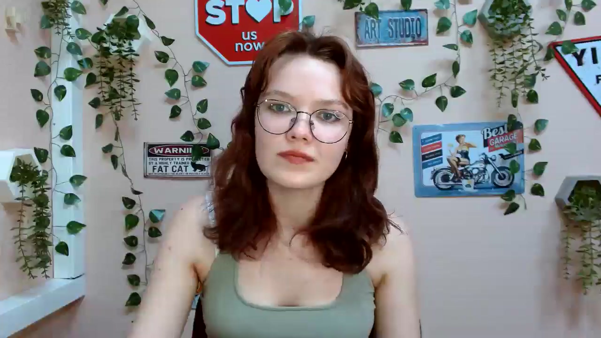 Gallery image thumbnail from Holly_Red_Cat's myfreecams stream on, 07/06/2025, 19:23 image 14 of 20