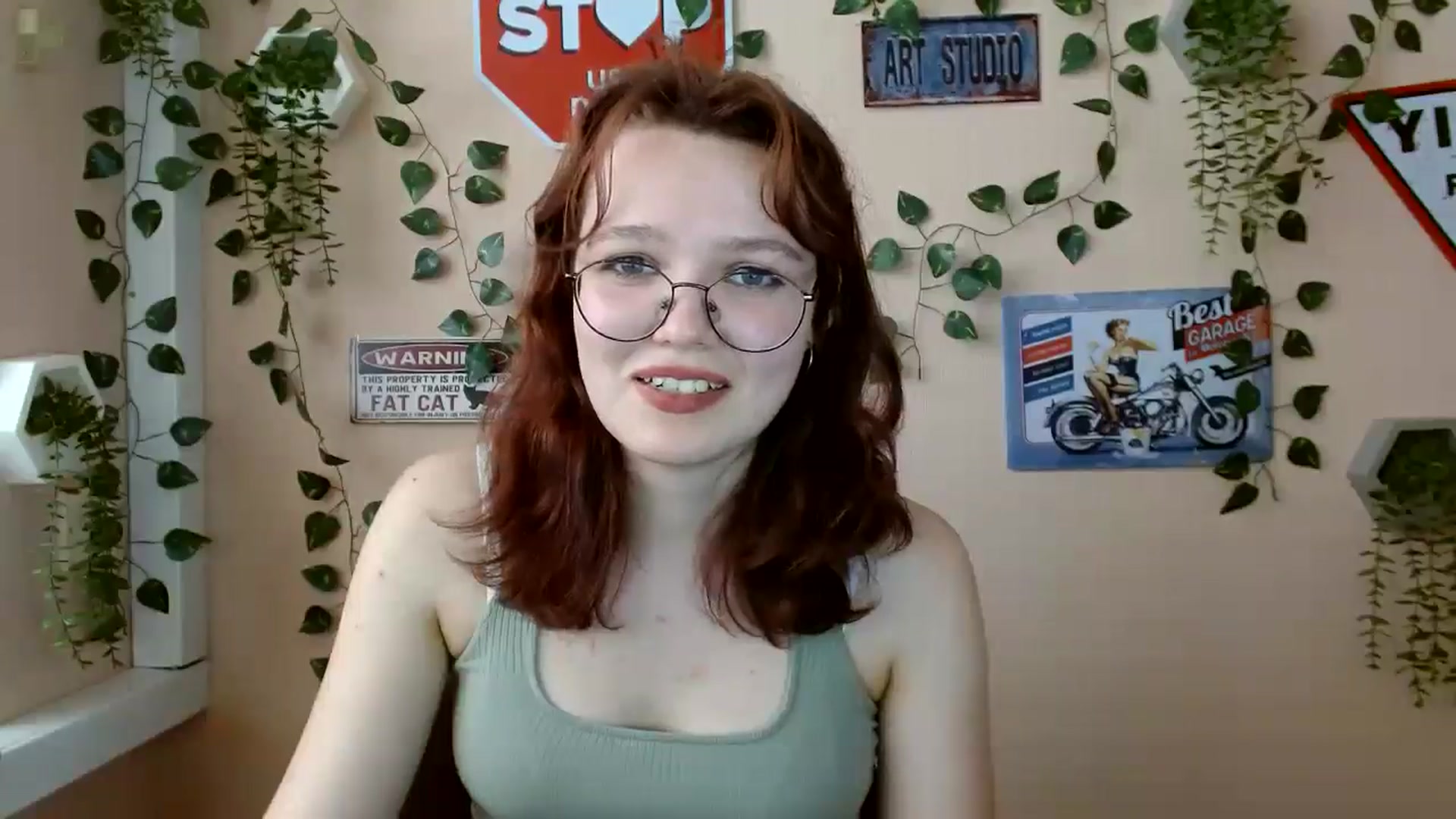 Gallery image thumbnail from Holly_Red_Cat's myfreecams stream on, 07/06/2025, 19:23 image 8 of 20