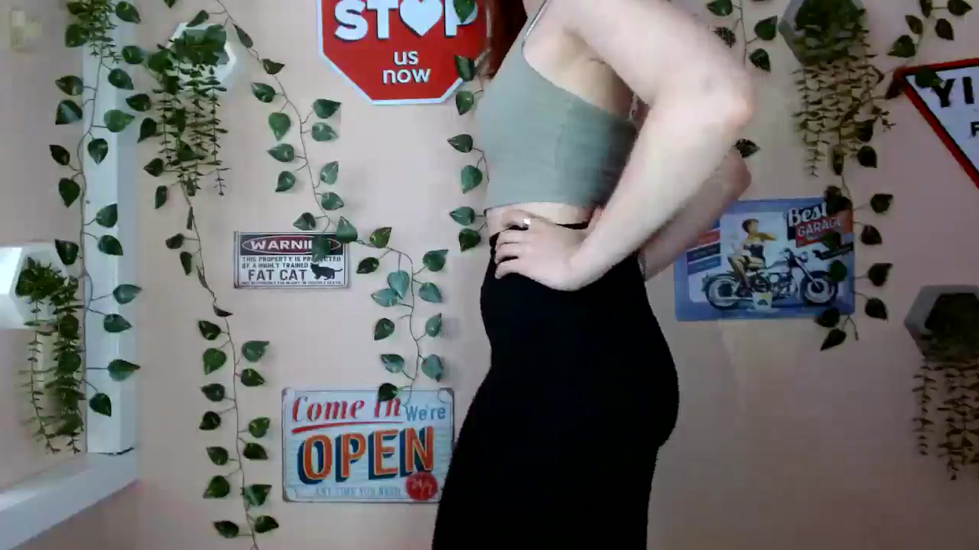 Gallery image thumbnail from Holly_Red_Cat's myfreecams stream on, 07/06/2025, 19:23 image 11 of 20