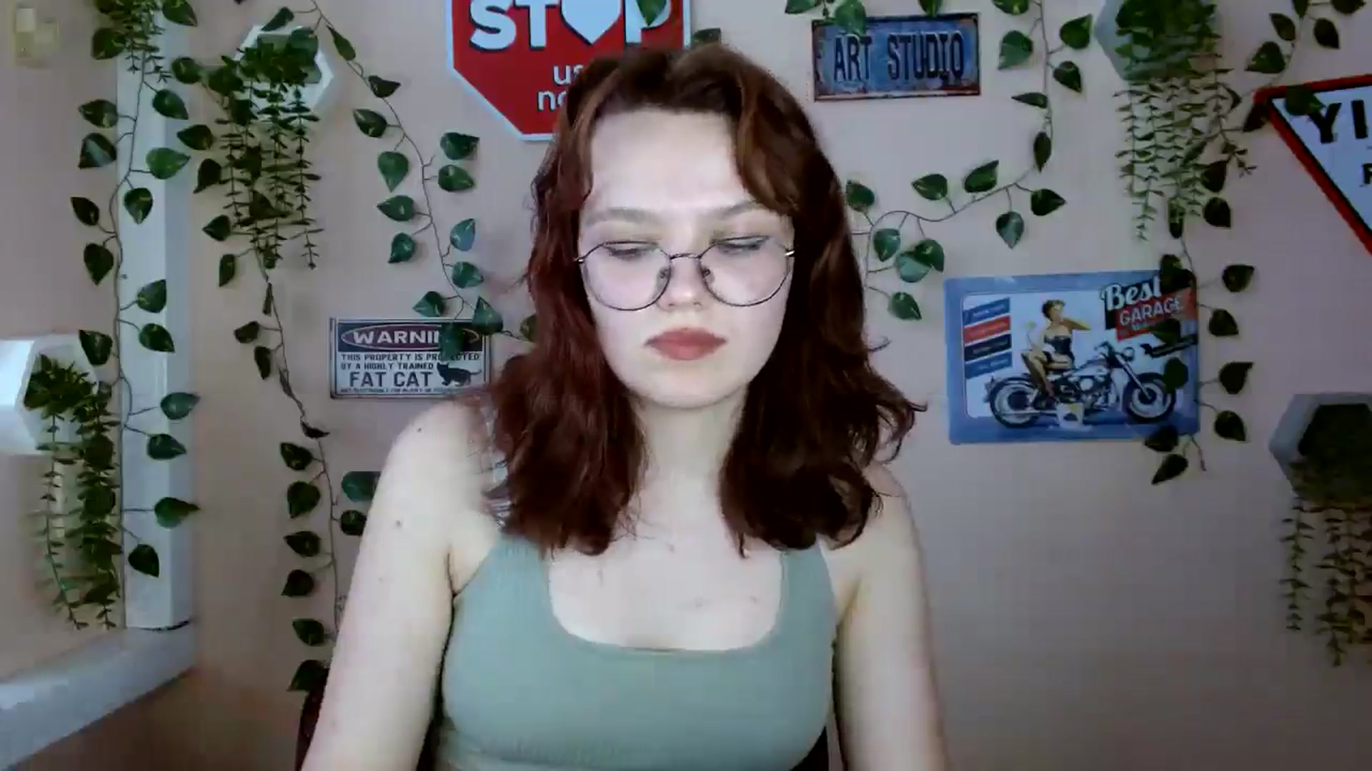 Gallery image thumbnail from Holly_Red_Cat's myfreecams stream on, 07/06/2025, 19:23 image 4 of 20