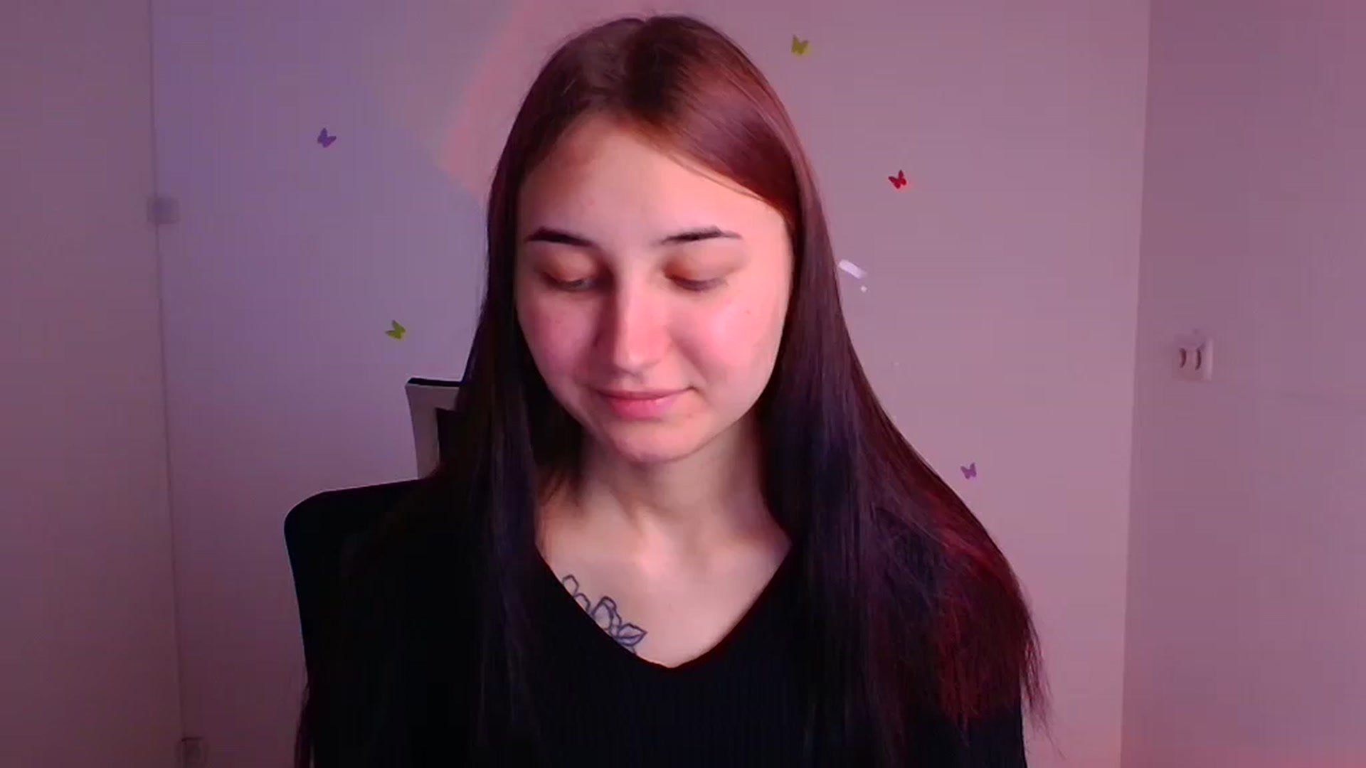 Gallery image thumbnail from Holly_horny's myfreecams stream on, 05/02/2025, 10:46 image 2 of 20