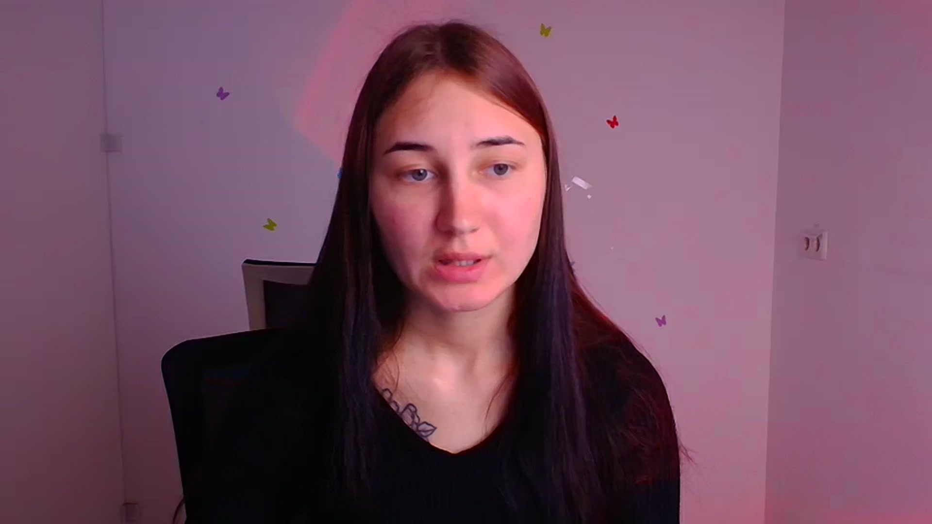 Gallery image thumbnail from Holly_horny's myfreecams stream on, 05/02/2025, 10:46 image 4 of 20