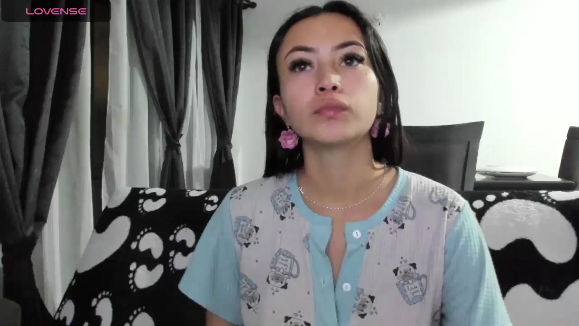 Gallery image thumbnail from Holly_rosee's myfreecams stream on, 06/18/2024, 06:26 image 4 of 20