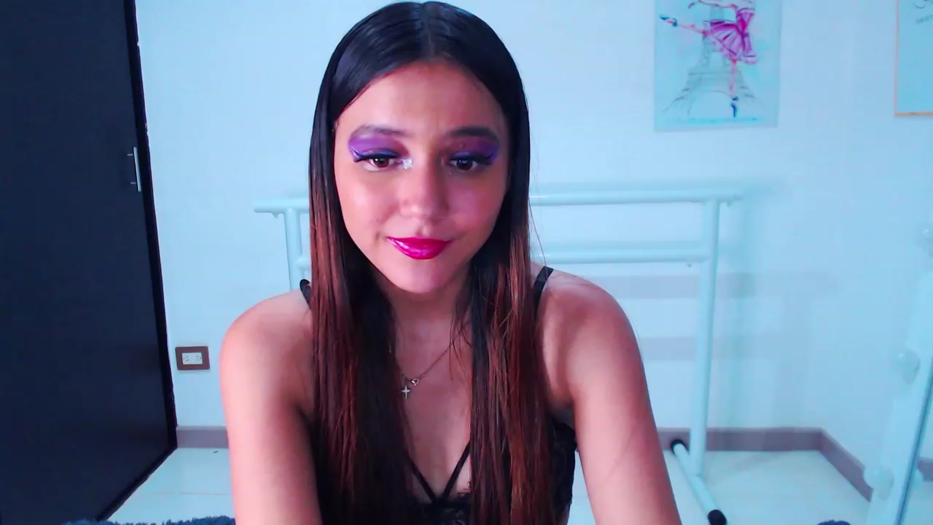 Gallery image thumbnail from Hollyballet's myfreecams stream on, 11/17/2022, 02:26 image 9 of 20