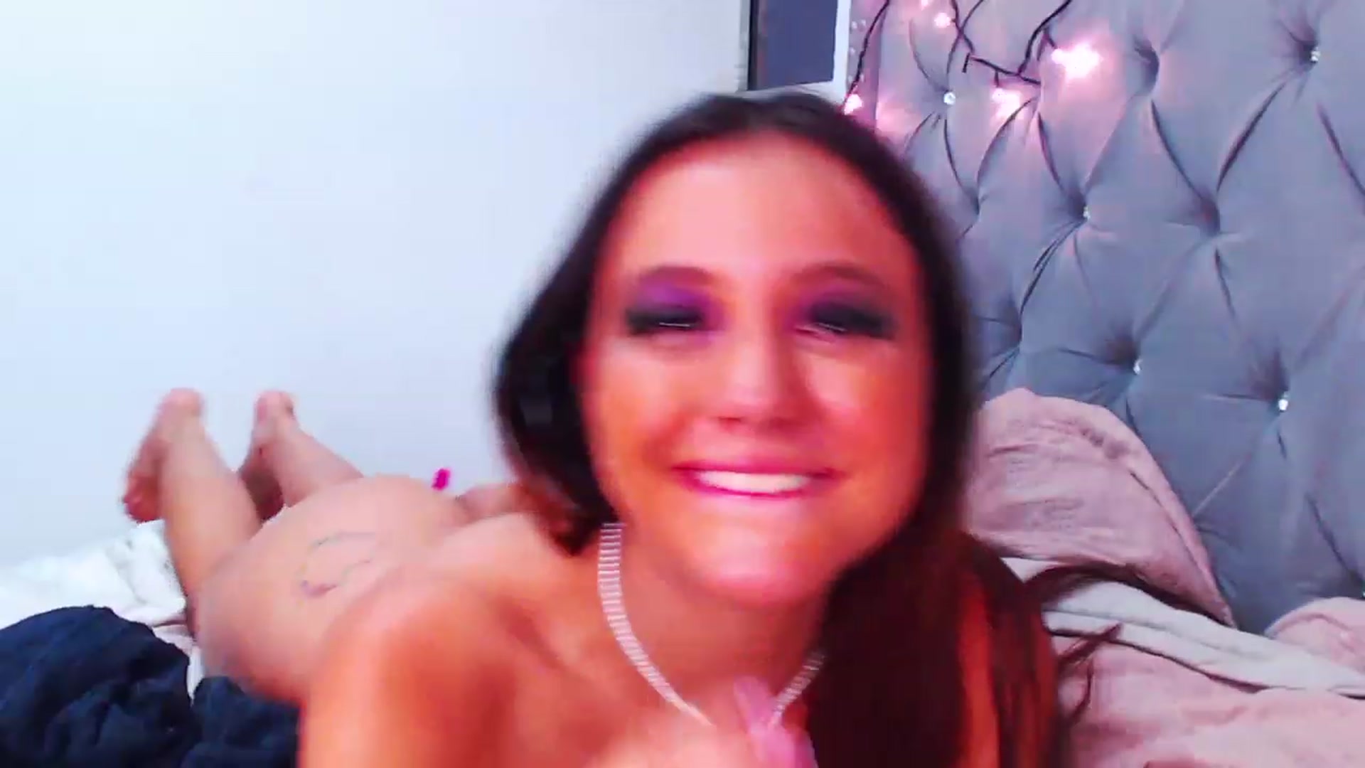 Gallery image thumbnail from Hollyballet's myfreecams stream on, 11/23/2022, 03:01 image 7 of 20