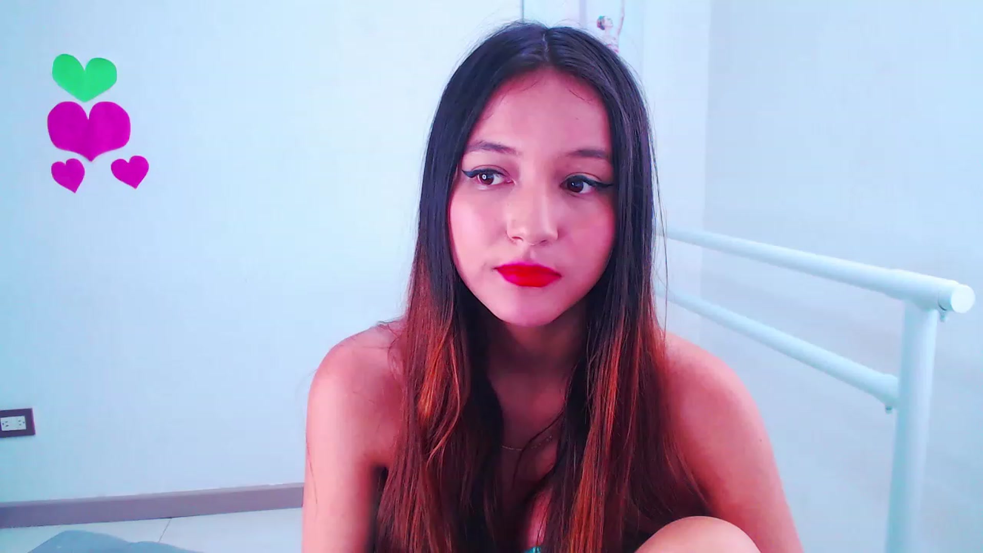 Gallery image thumbnail from Hollyballet's myfreecams stream on, 03/30/2023, 17:32 image 1 of 20