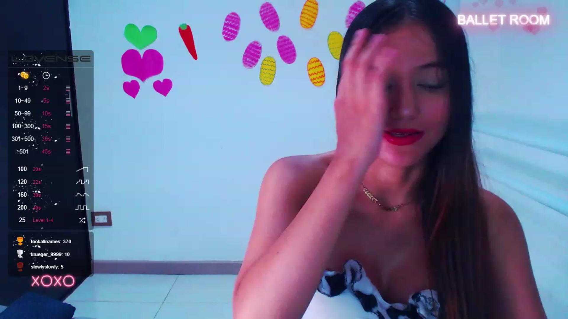 Gallery image thumbnail from Hollyballet's myfreecams stream on, 04/10/2023, 01:07 image 20 of 20