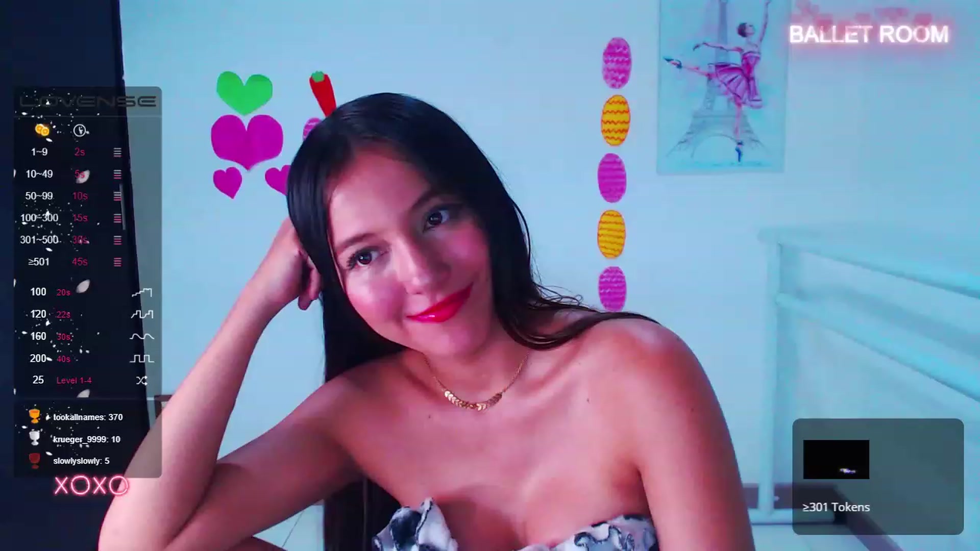 Gallery image thumbnail from Hollyballet's myfreecams stream on, 04/10/2023, 01:54 image 2 of 20