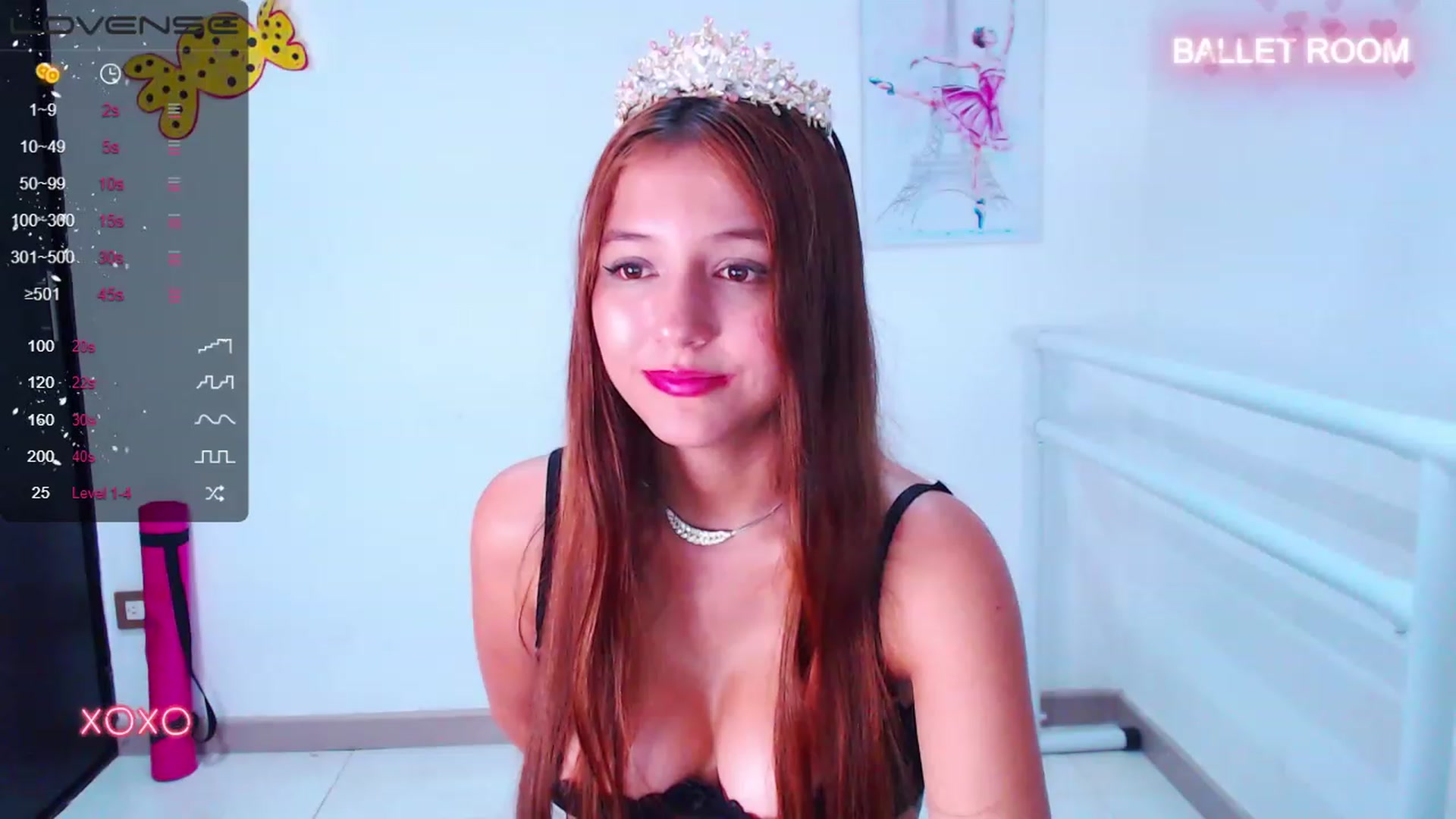 Gallery image thumbnail from Hollyballet's myfreecams stream on, 06/09/2023, 03:07 image 18 of 20