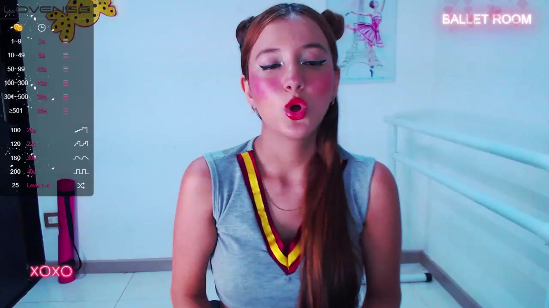 Gallery image thumbnail from Hollyballet's myfreecams stream on, 06/15/2023, 01:32 image 1 of 20