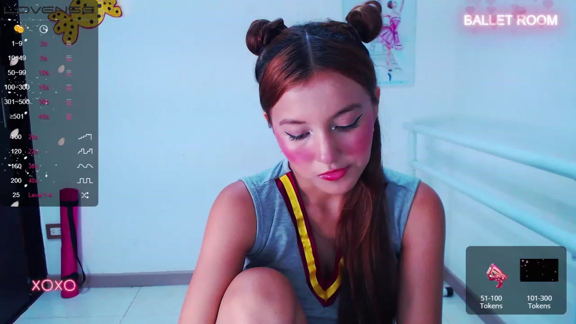 Gallery image thumbnail from Hollyballet's myfreecams stream on, 06/15/2023, 01:32 image 4 of 20