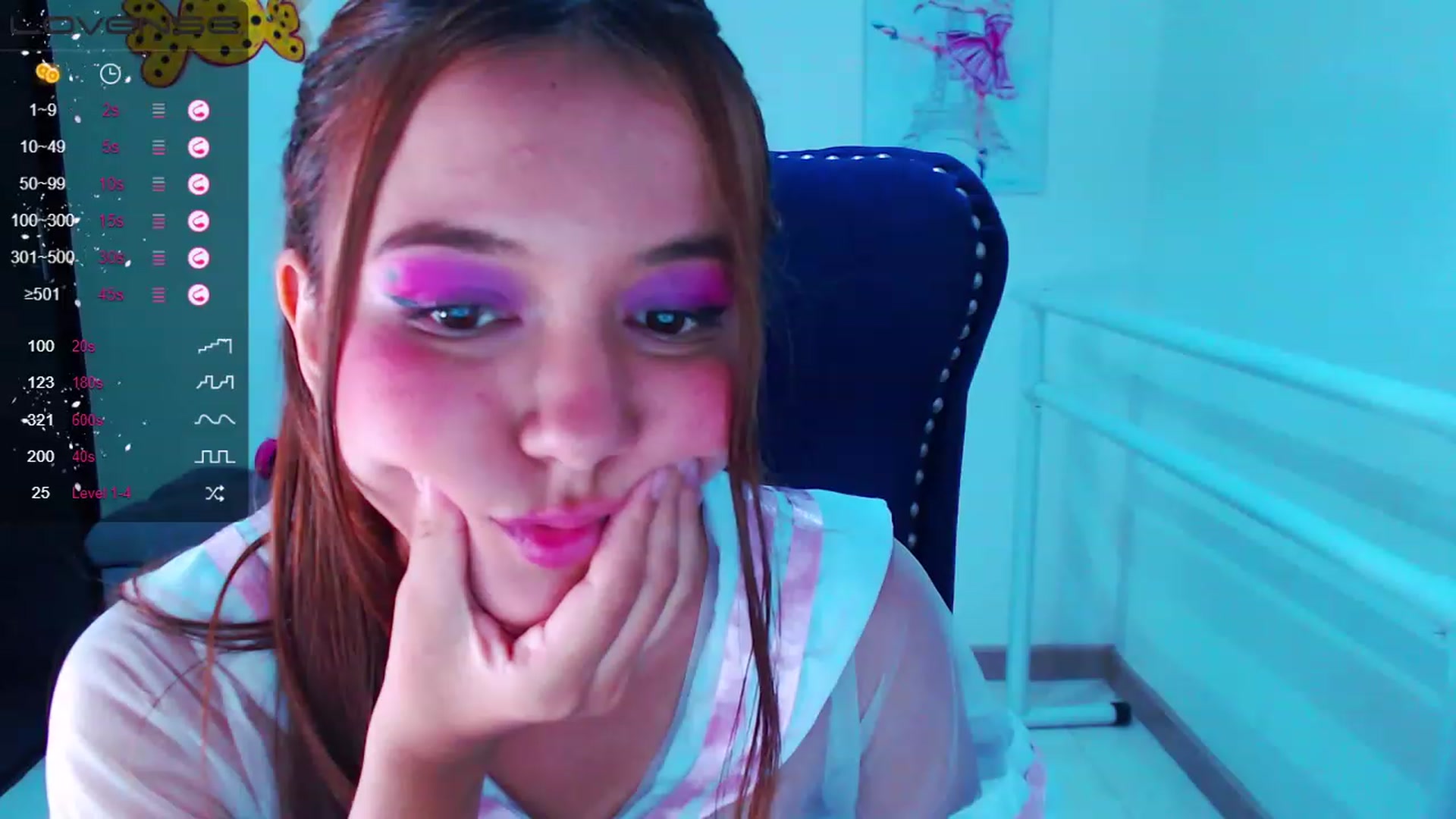Gallery image thumbnail from Hollyballet's myfreecams stream on, 06/28/2023, 23:32 image 17 of 20