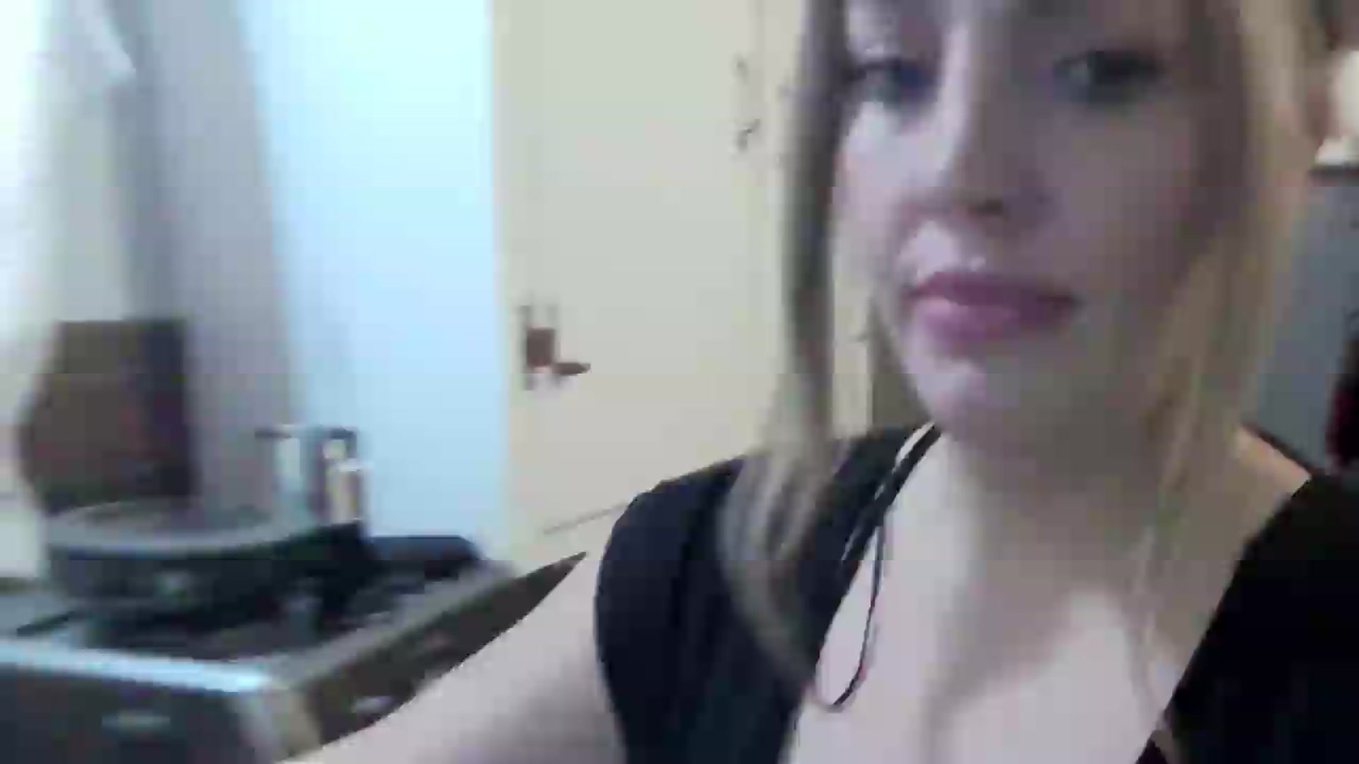 Gallery image thumbnail from Hollyharmd's myfreecams stream on, 08/15/2026, 11:39 image 13 of 20
