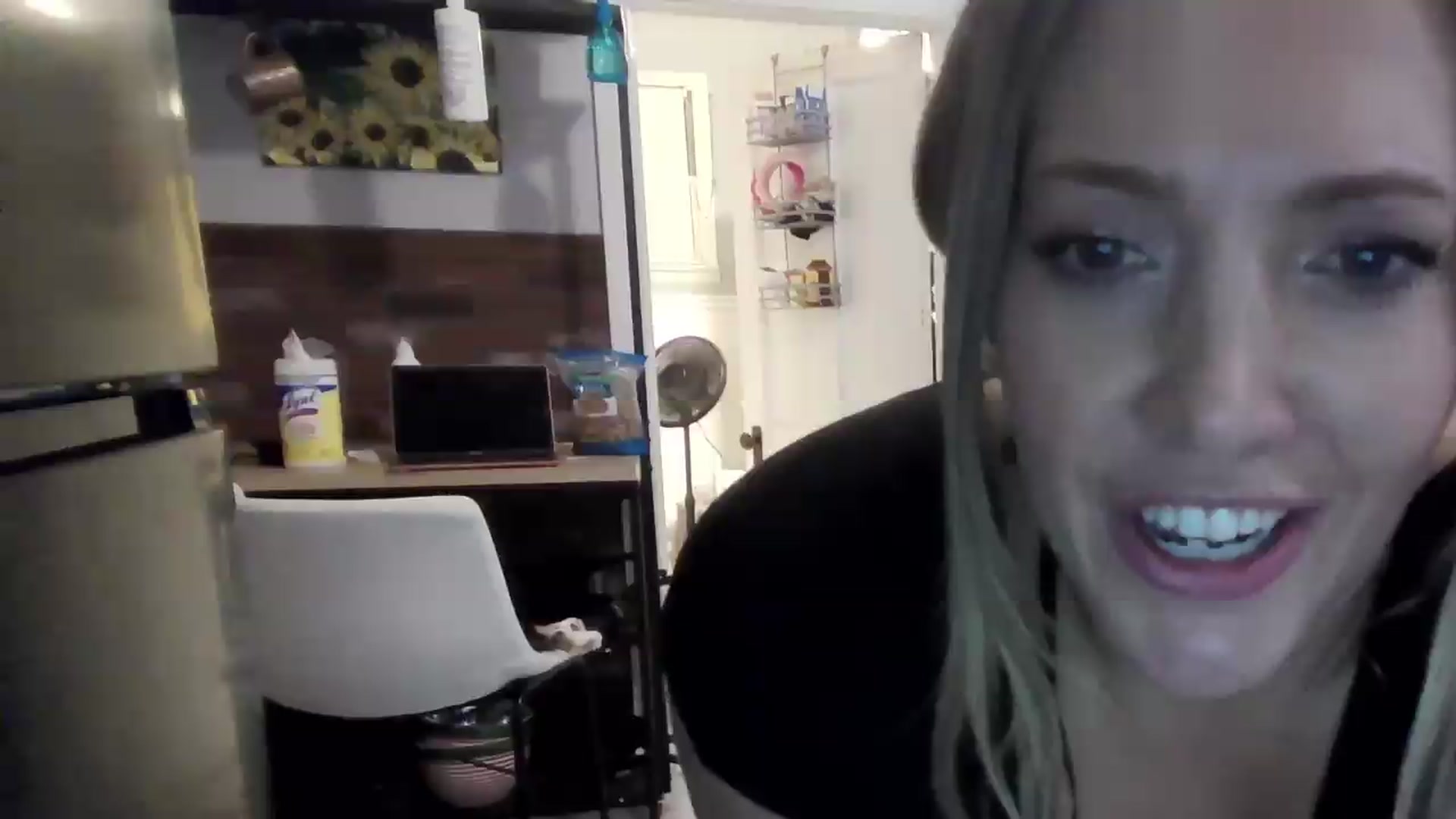 Gallery image thumbnail from Hollyharmd's myfreecams stream on, 08/15/2026, 11:39 image 10 of 20