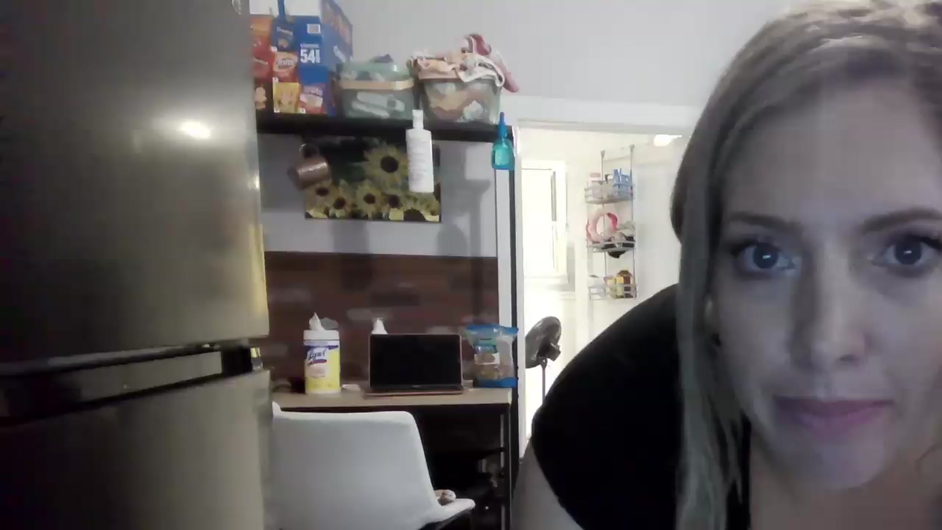 Gallery image thumbnail from Hollyharmd's myfreecams stream on, 08/15/2026, 11:39 image 16 of 20