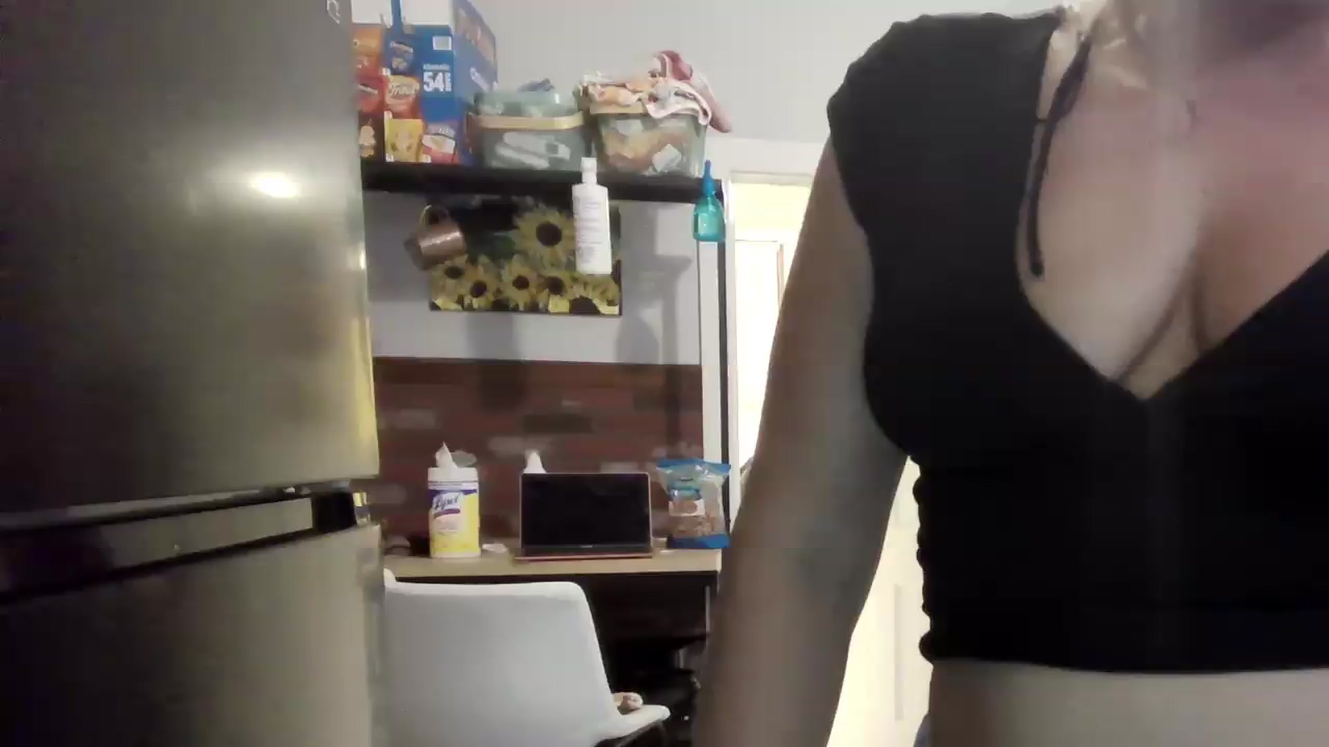 Gallery image thumbnail from Hollyharmd's myfreecams stream on, 08/15/2026, 11:39 image 15 of 20