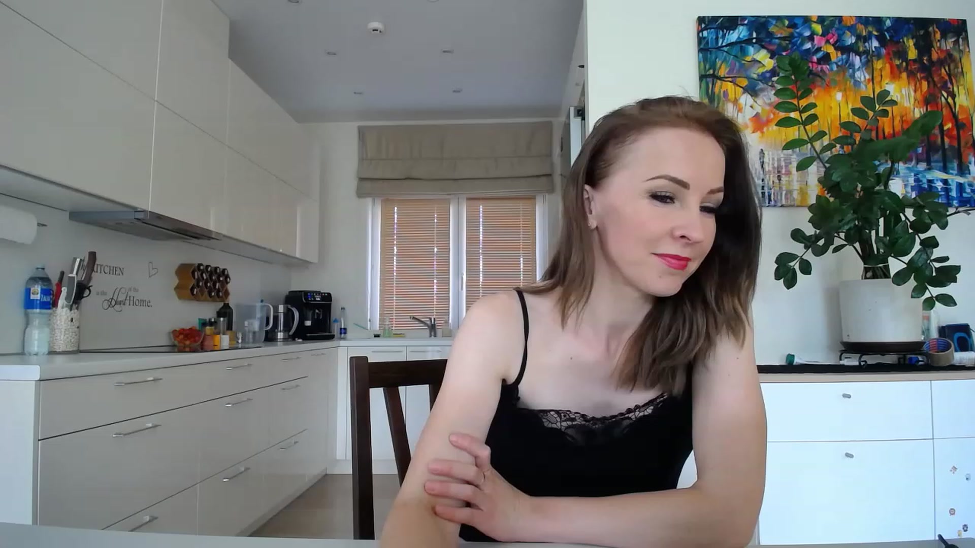Gallery image thumbnail from HolyEmily's myfreecams stream on, 07/20/2023, 12:27 image 12 of 20