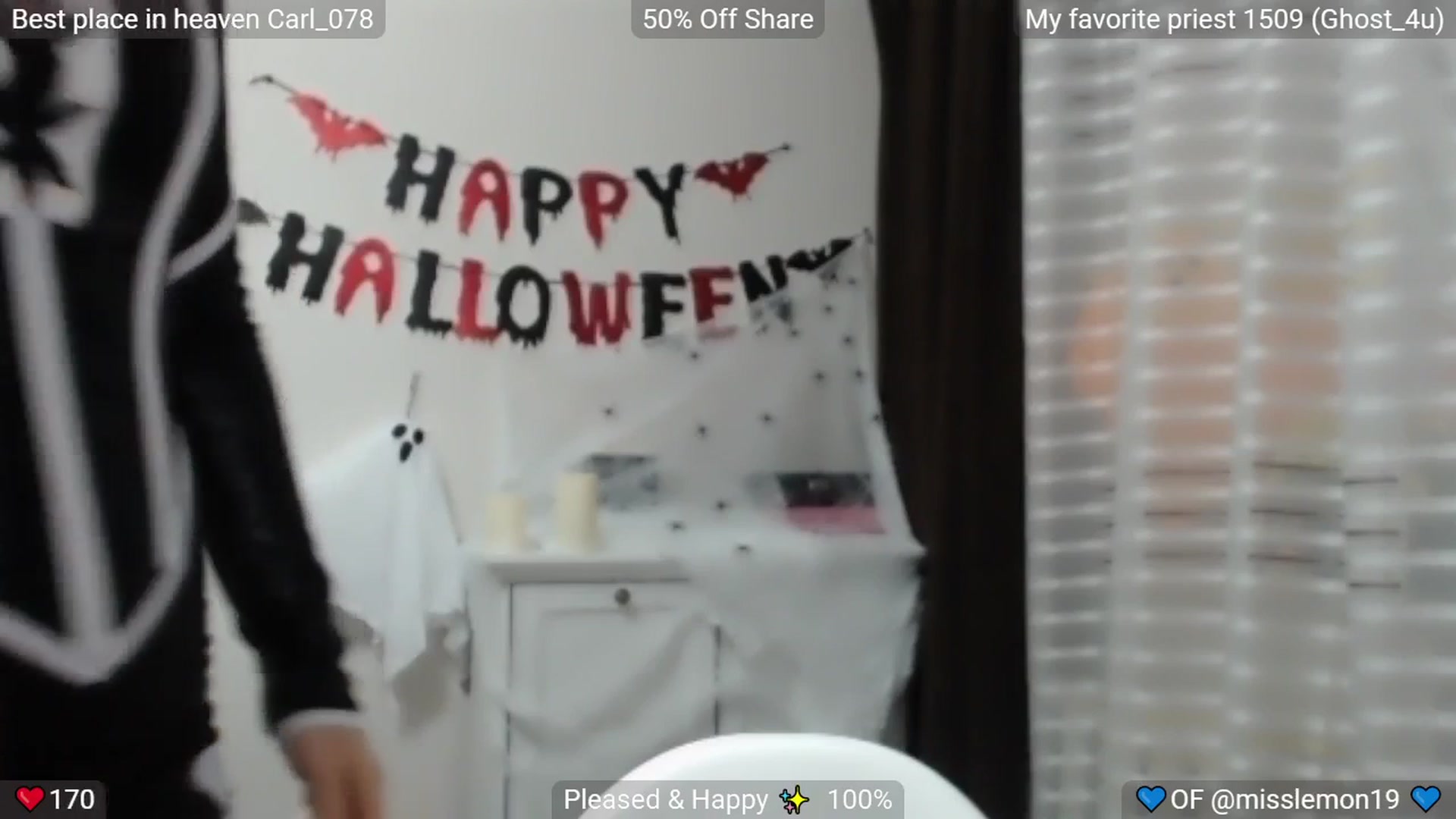 Gallery image thumbnail from HolyHottie's myfreecams stream on, 11/01/2025, 05:33 image 17 of 20