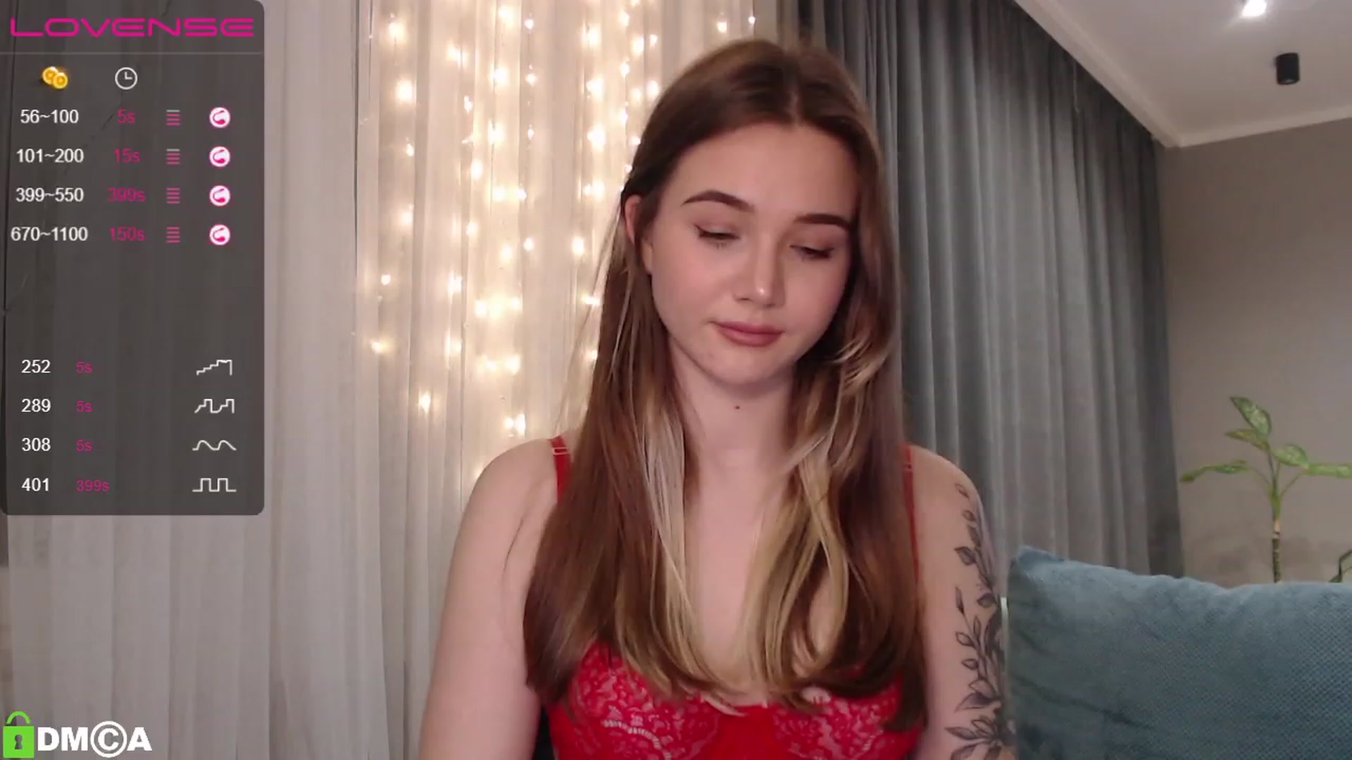Gallery image thumbnail from HolyMeow's myfreecams stream on, 11/18/2022, 16:58 image 9 of 20