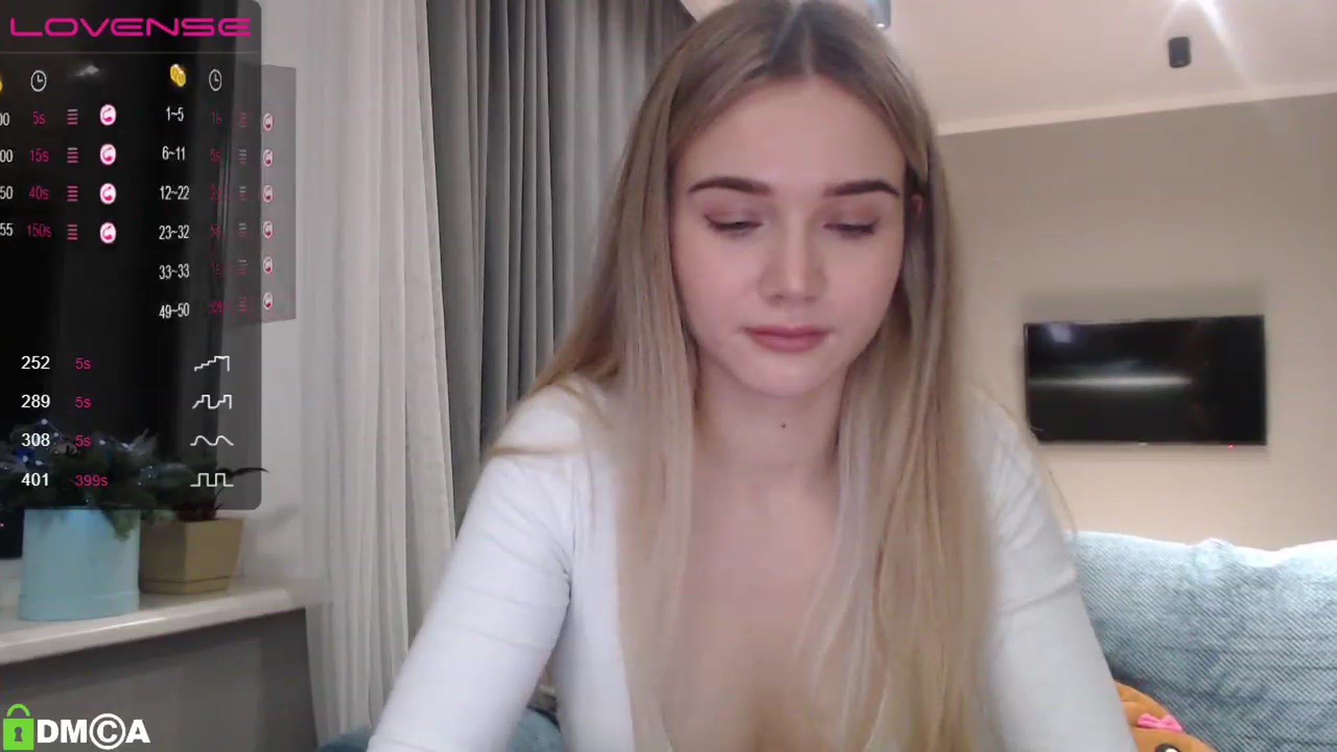 Gallery image thumbnail from HolyMeow's myfreecams stream on, 12/27/2022, 20:13 image 14 of 20