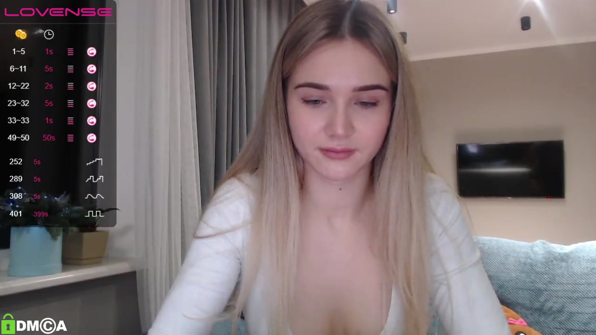 Gallery image thumbnail from HolyMeow's myfreecams stream on, 12/27/2022, 20:13 image 15 of 20