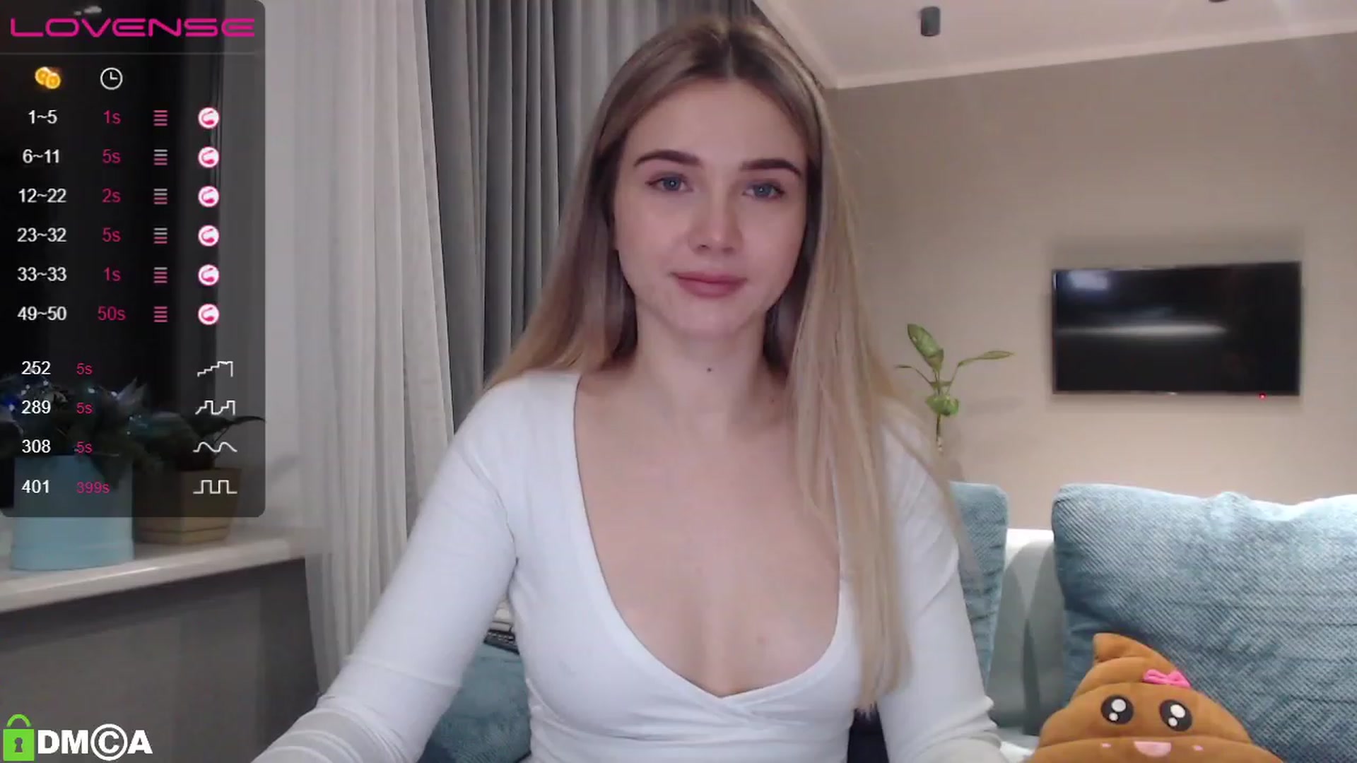 Gallery image thumbnail from HolyMeow's myfreecams stream on, 12/27/2022, 20:13 image 2 of 20