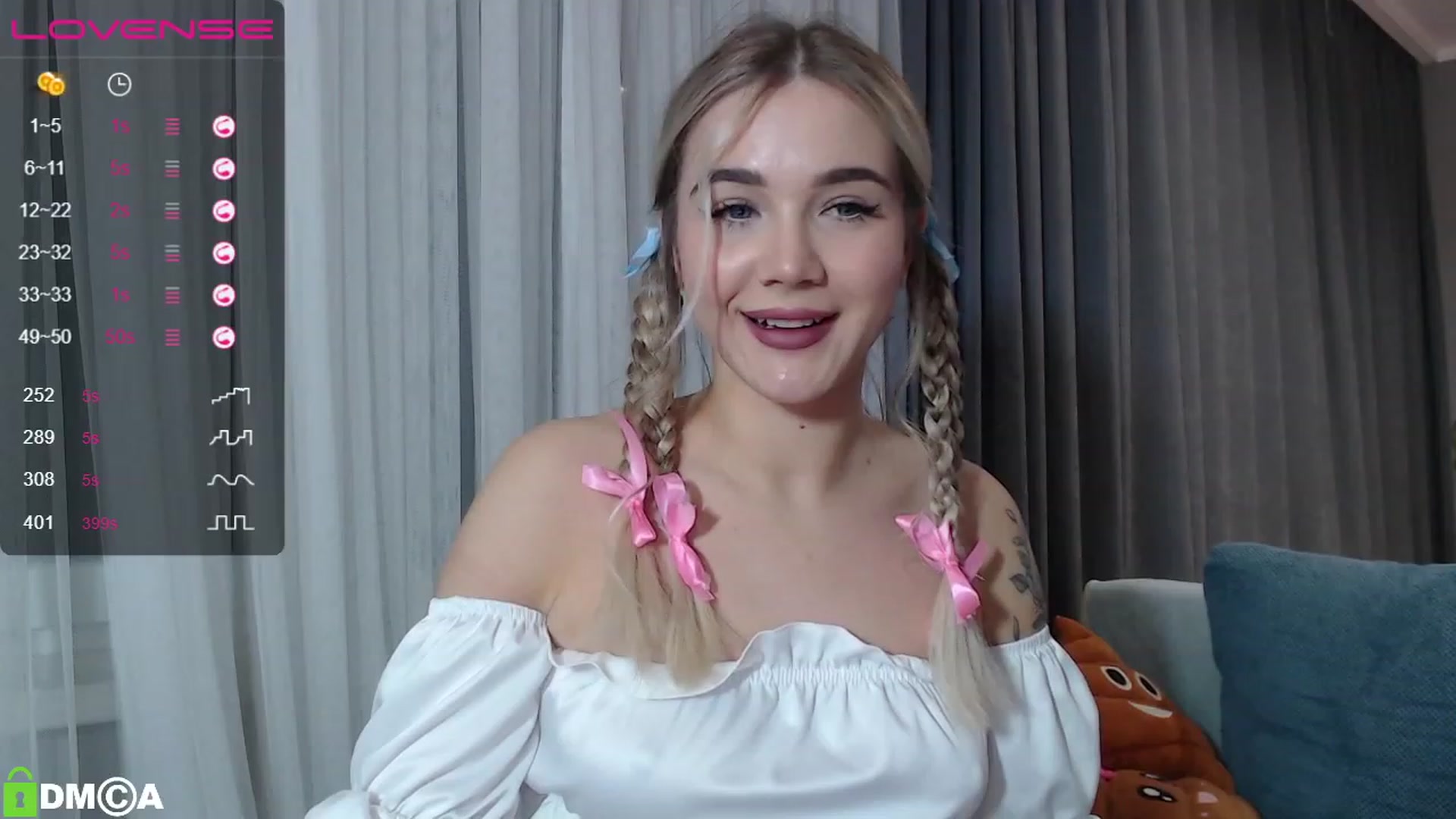 Gallery image thumbnail from HolyMeow's myfreecams stream on, 04/06/2023, 20:43 image 15 of 20