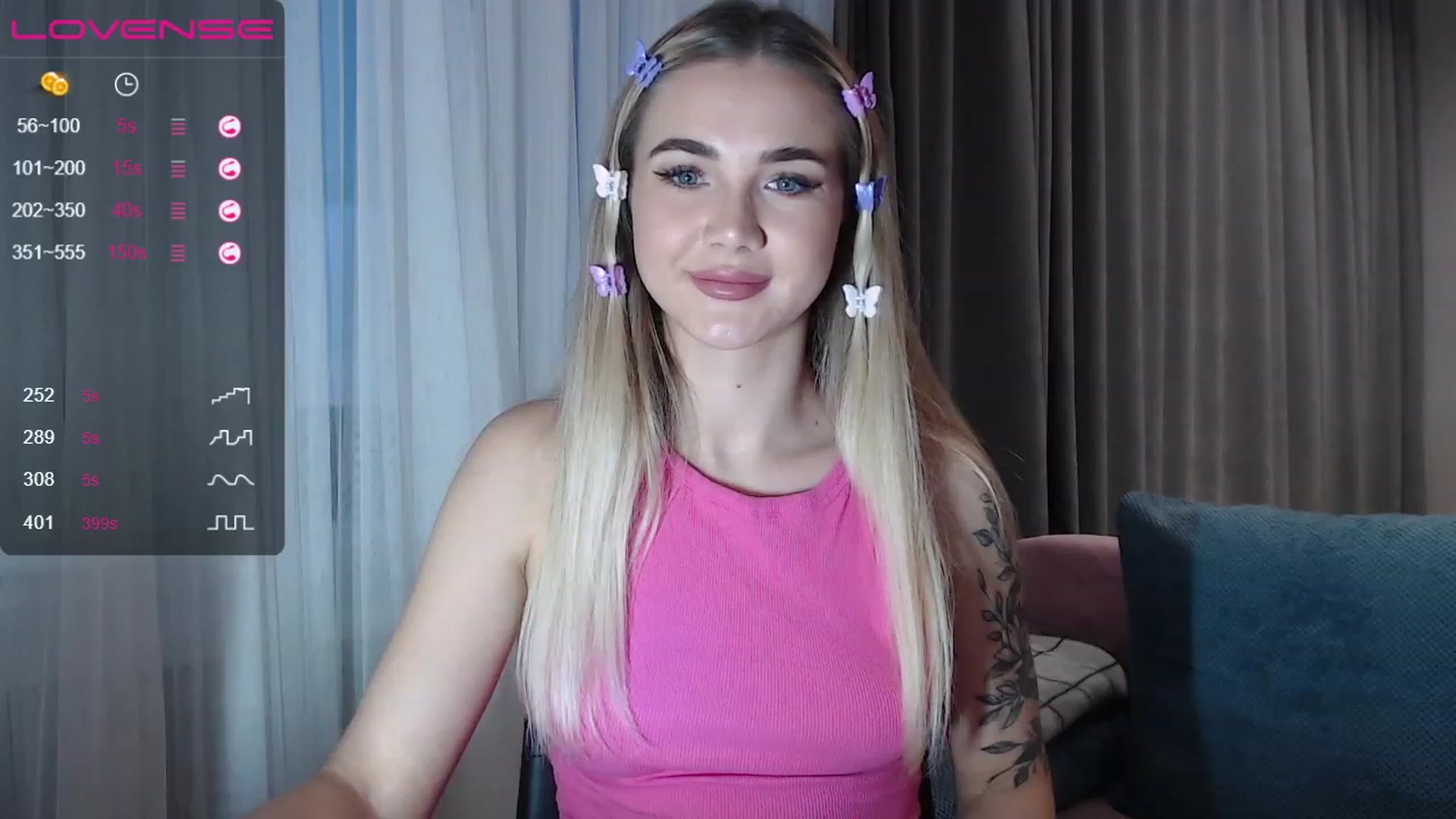Gallery image thumbnail from HolyMeow's myfreecams stream on, 06/11/2023, 18:20 image 12 of 20