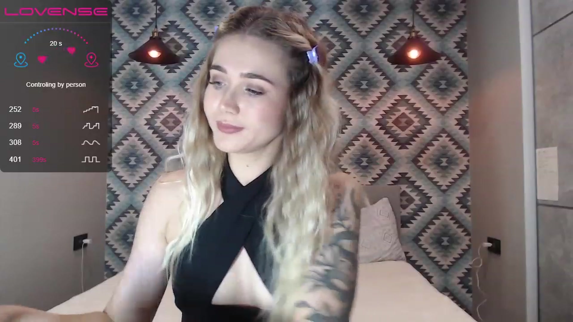 Gallery image thumbnail from HolyMeow's myfreecams stream on, 06/16/2023, 21:31 image 18 of 20