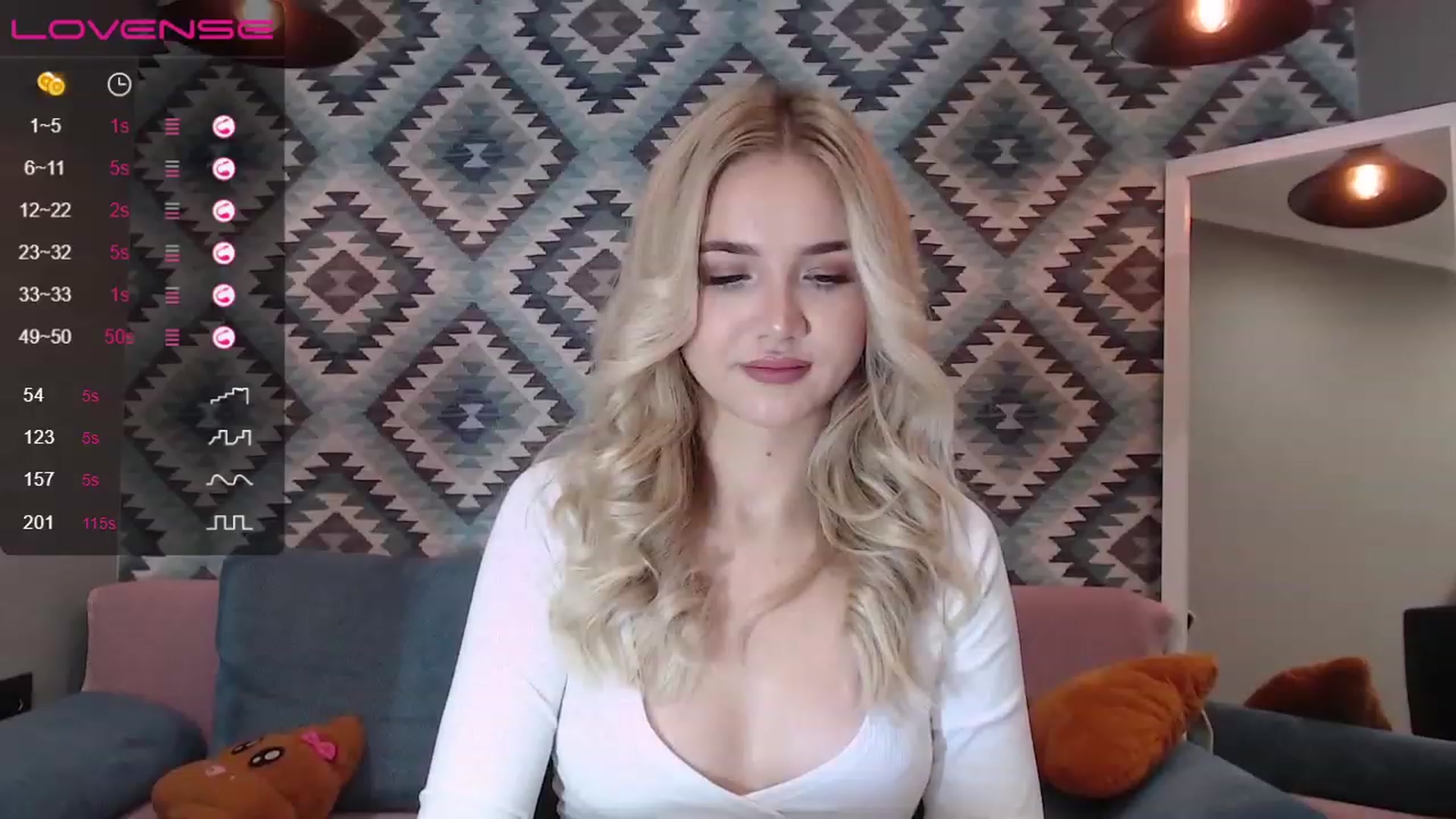 Gallery image thumbnail from HolyMeow's myfreecams stream on, 08/05/2023, 17:52 image 16 of 20
